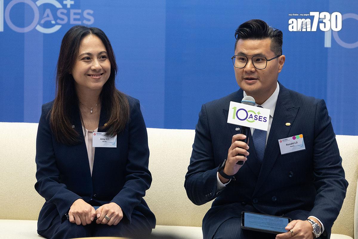 何艾媚(左)稱,羅氏已落戶香港逾50年,由於看到優勢故決定在港擴大發展。(蘇文傑攝)