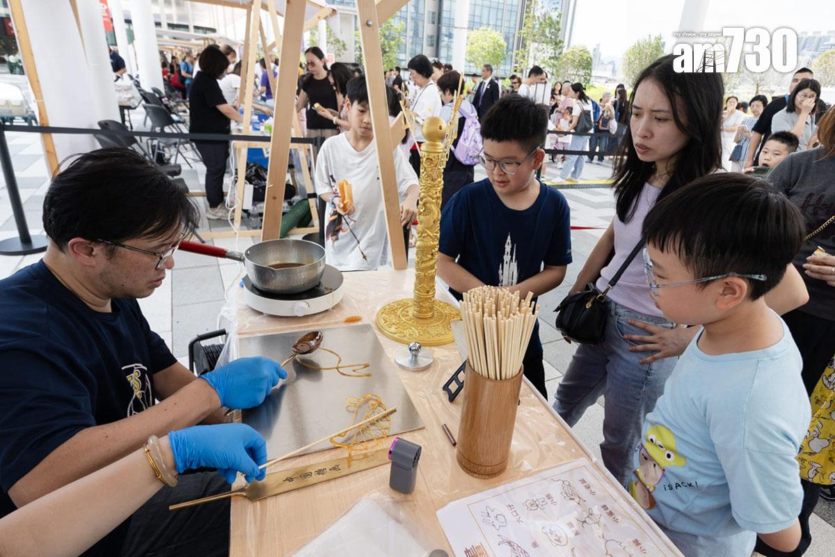 啟德體育園今日舉行國慶同樂日及國安展覽。(周令知攝)