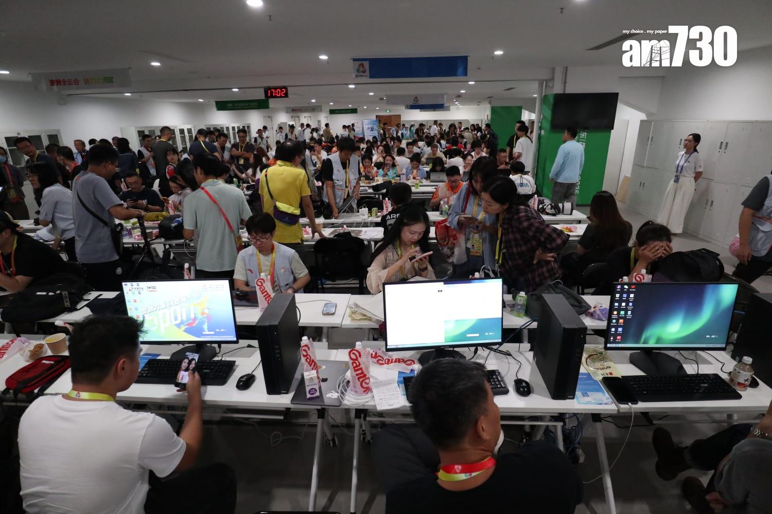 全運會開幕式晚上在廣東奧林匹克體育中心舉行。(鍾式明攝)