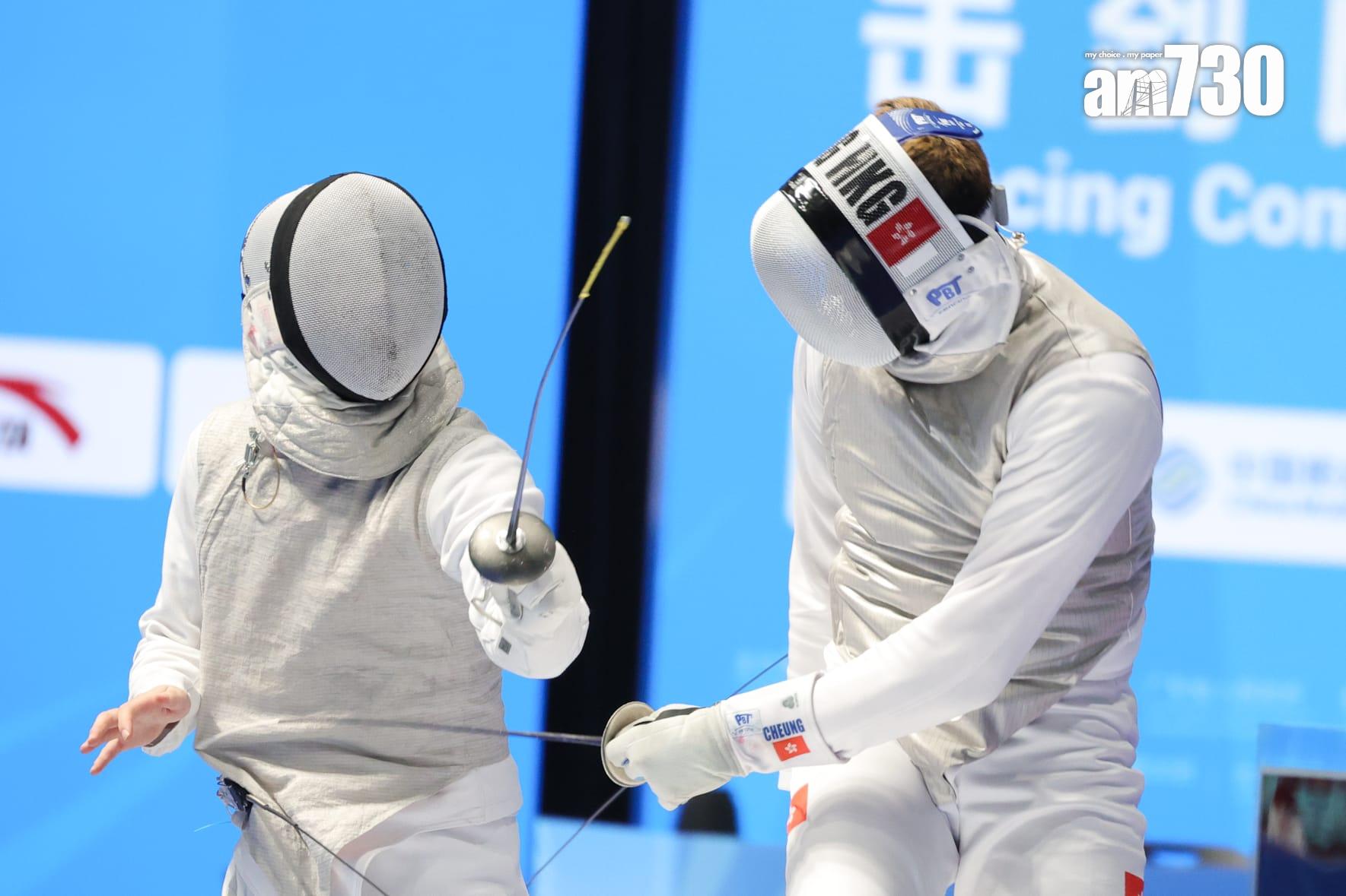 張家朗男子花劍個人賽入四強。(吳康琦攝)