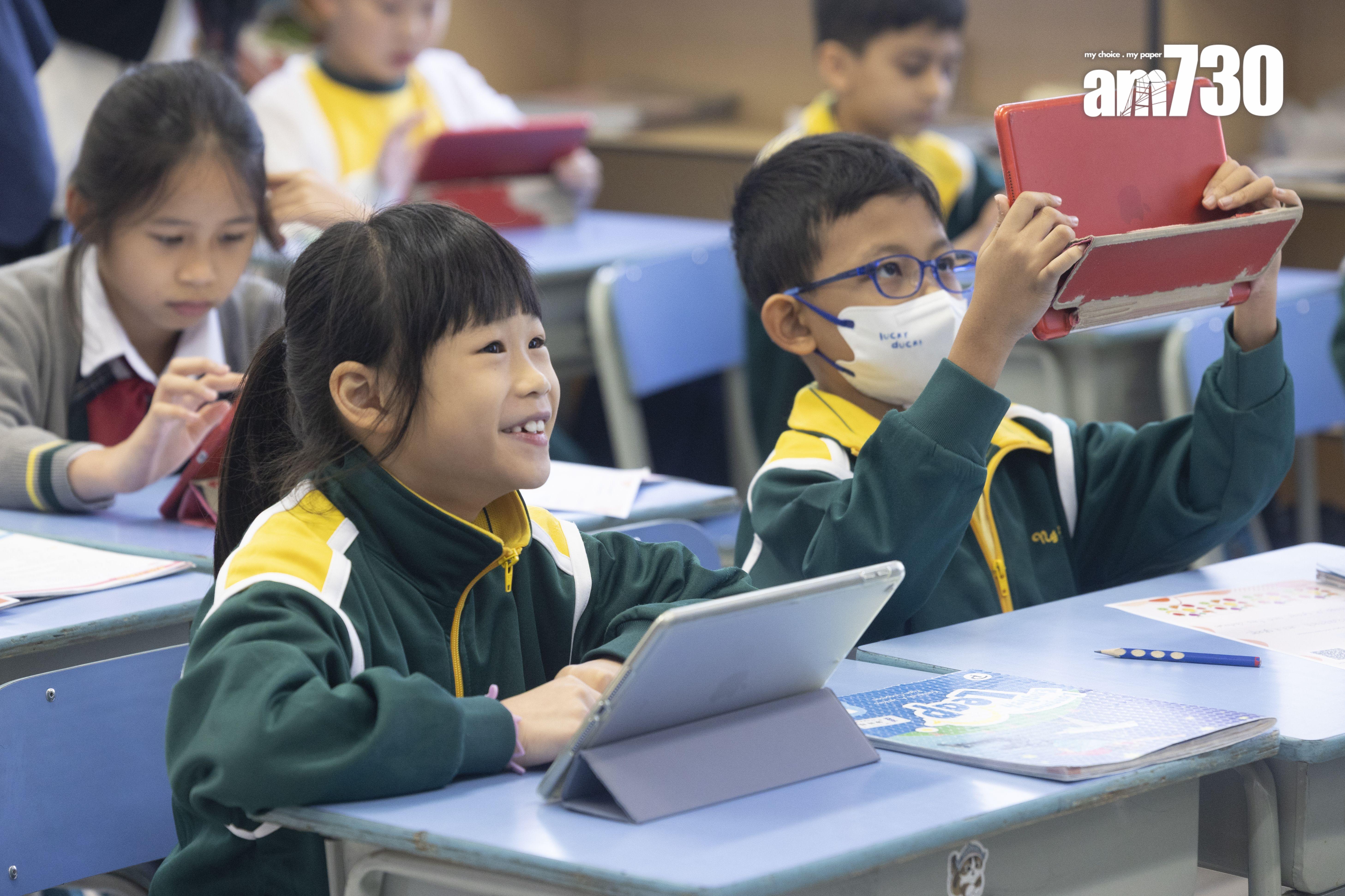 課室內的氣氛頓時變得活躍。(蘇文傑攝)