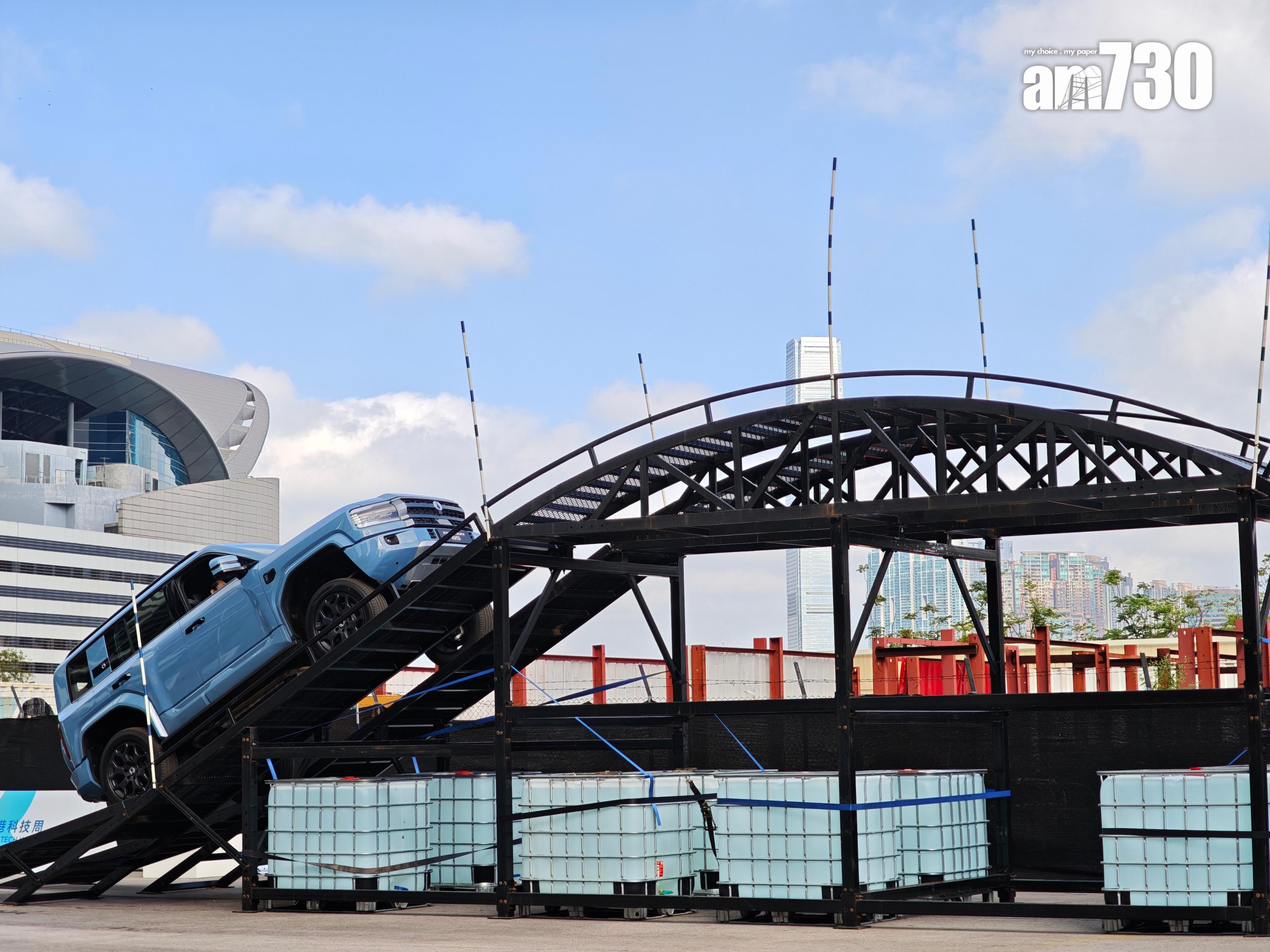 DENZA B5即使在斜度約30度的大駝峰都絕對穩定。