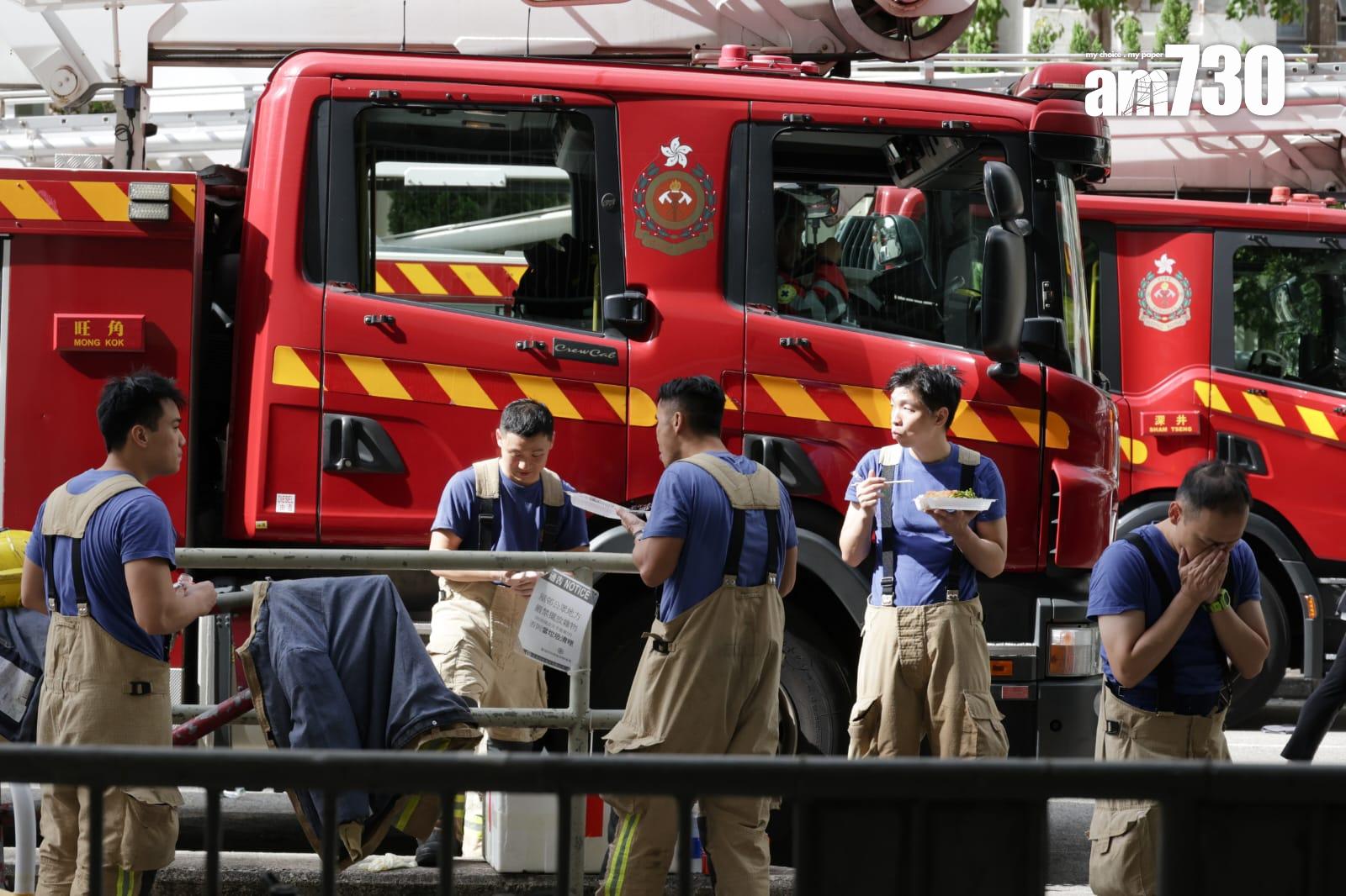 大埔宏福苑發生五級火,消防處派出逾1,250名消防員及救護人員參與行動。(吳康琦攝)