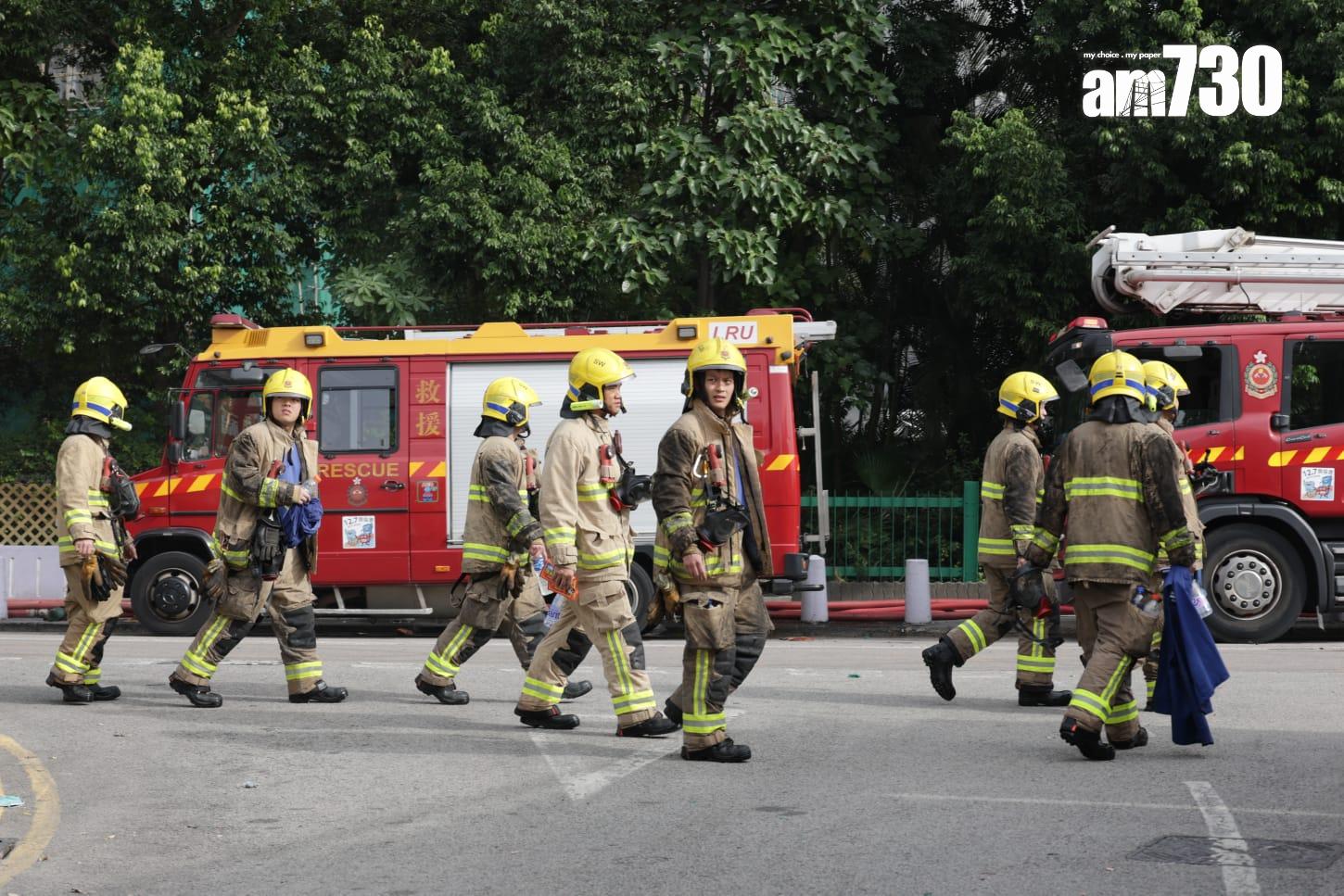 大埔宏福苑發生五級火,消防處派出逾1,250名消防員及救護人員參與行動。(吳康琦攝)