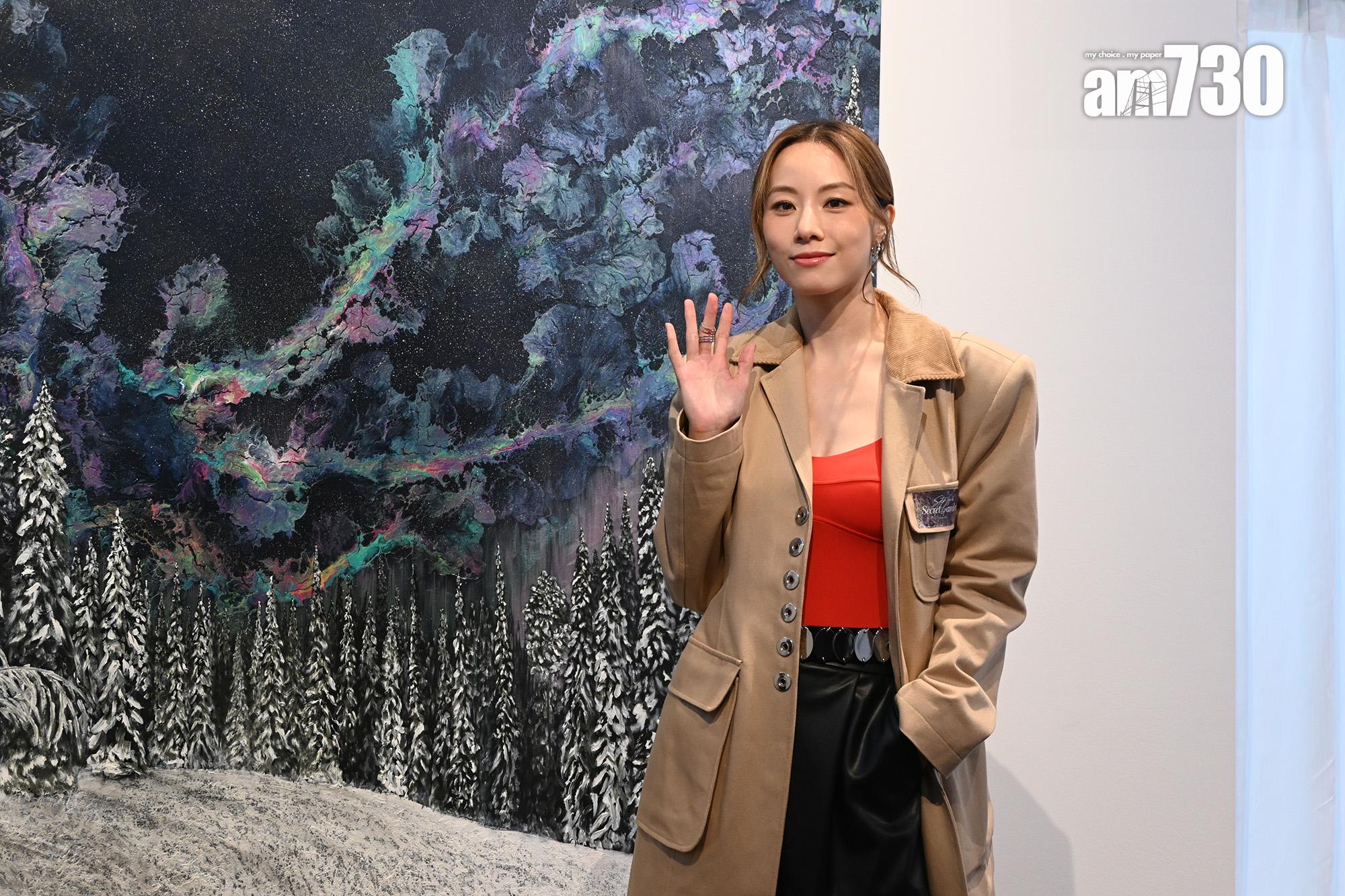 鄧麗欣舉行首個個人畫展。(娛樂組攝)