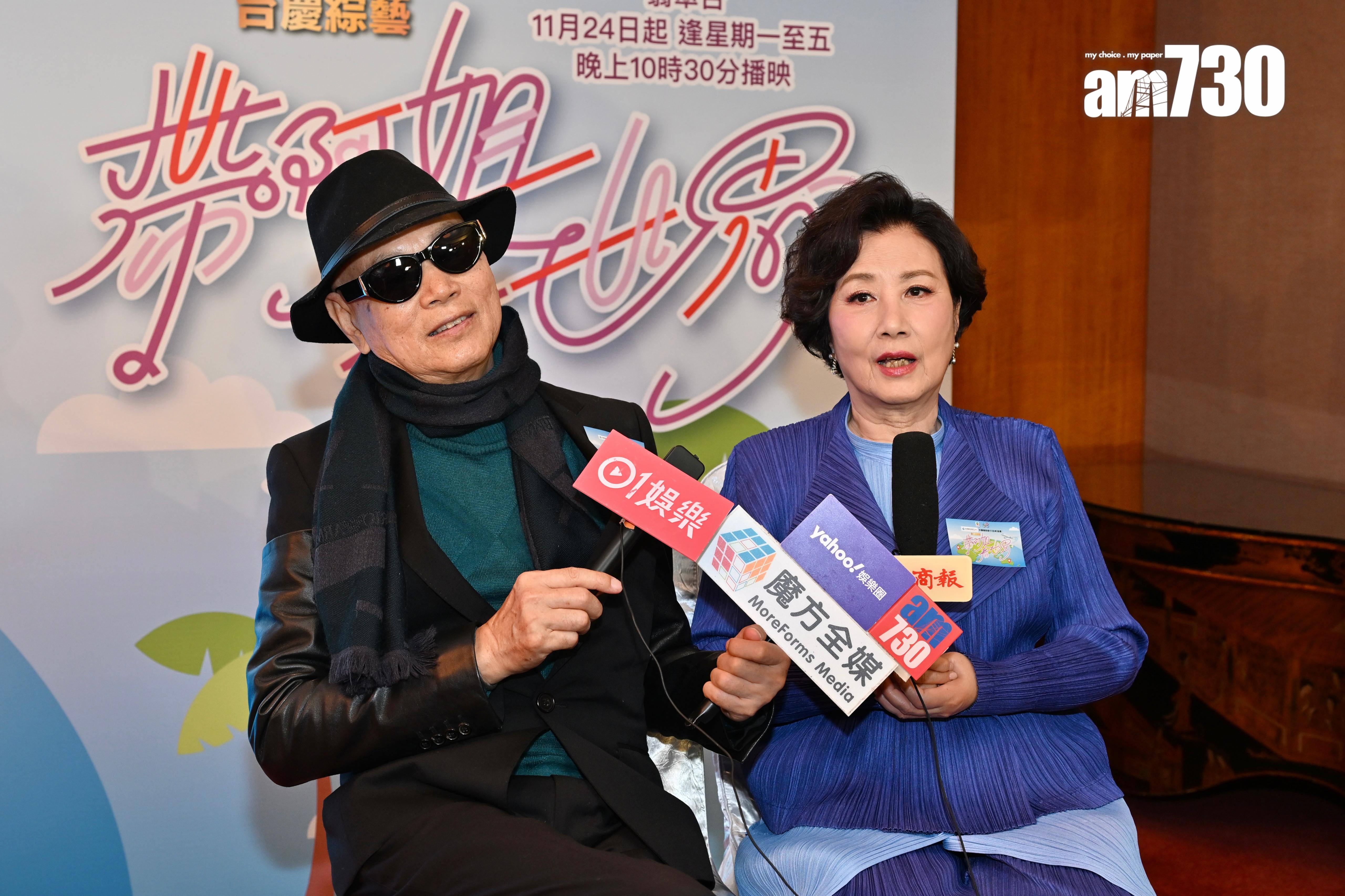 汪明荃不停送檸檬俾家英哥。(娛樂組攝)