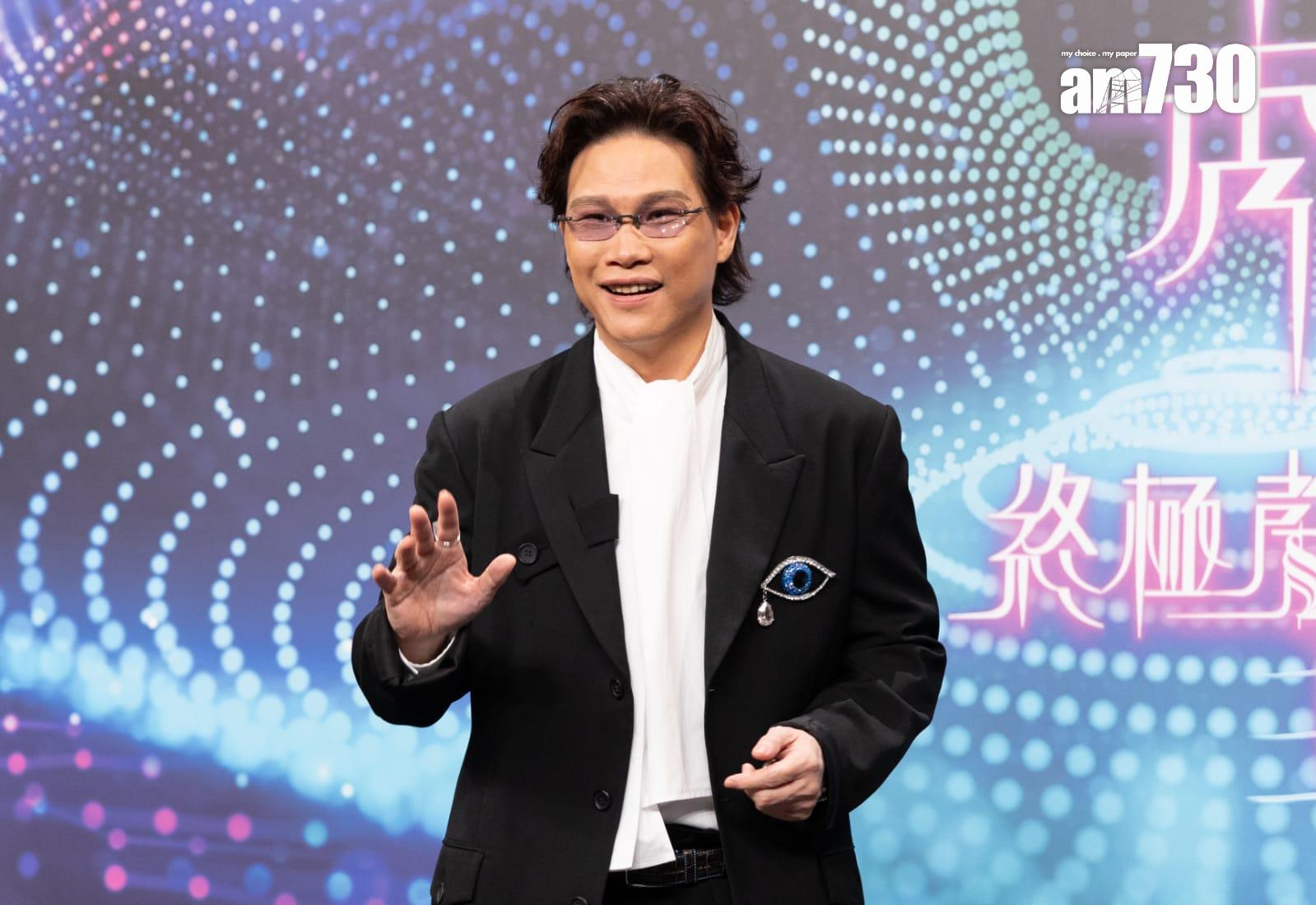 蘇永康笑笑口跟傳媒打招呼。(蘇文傑攝)