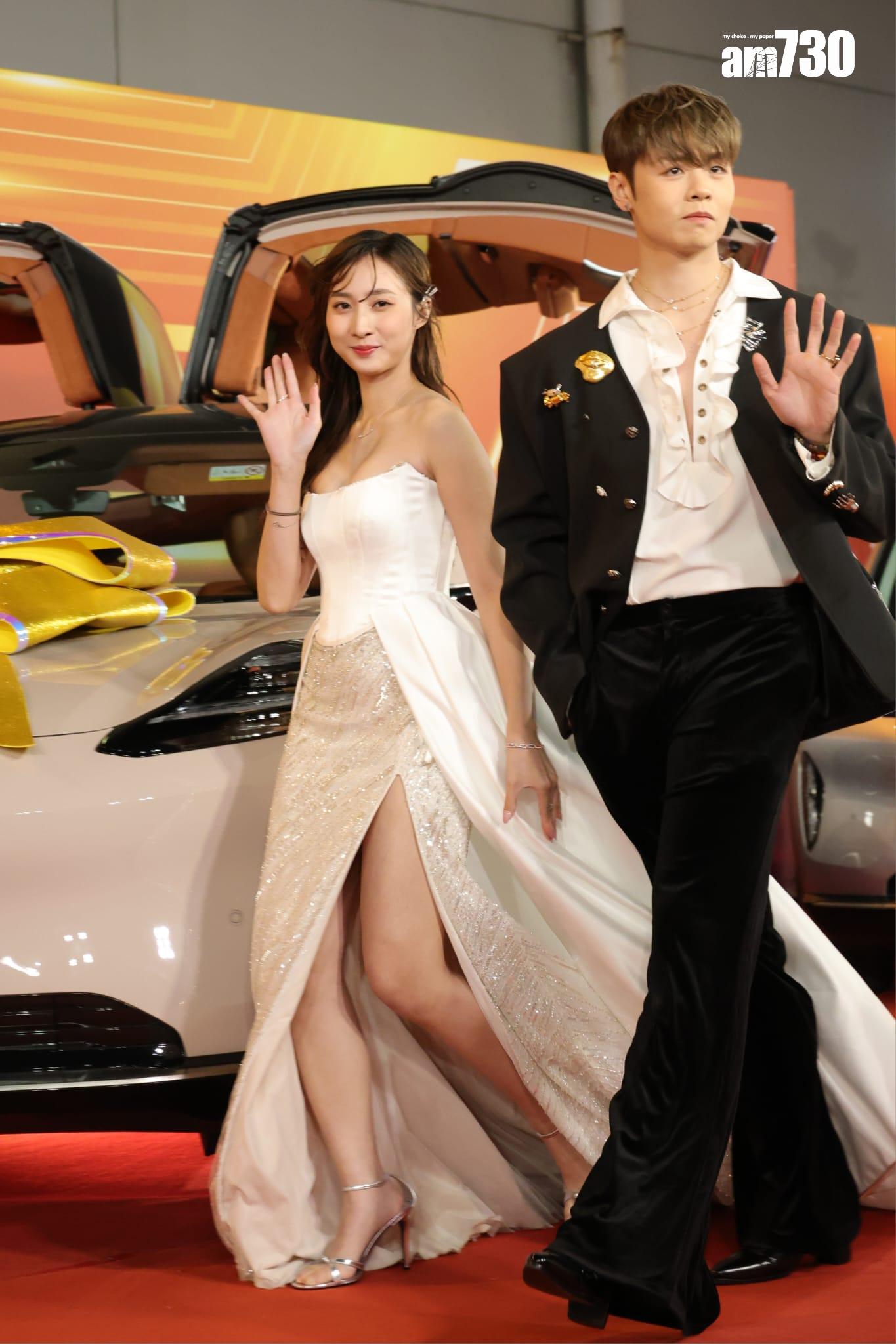 鍾柔美成功入讀港大新聞系,特別多謝冼靖峰。(吳康琦攝)