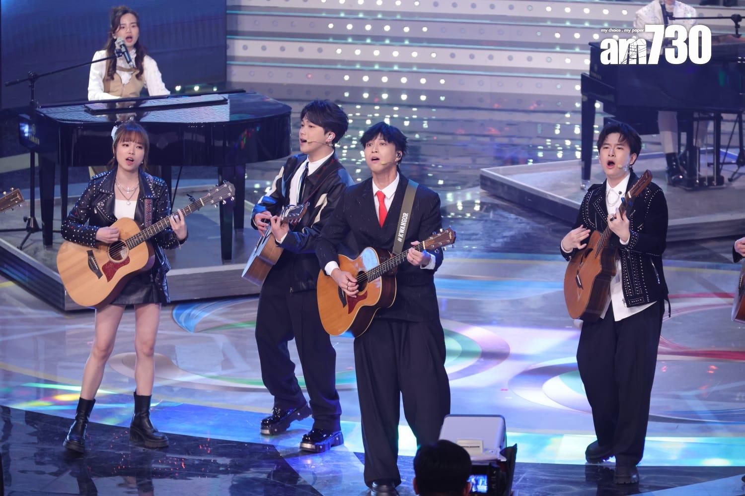 《萬千星輝賀台慶2025》開場表演。(吳康琦攝)