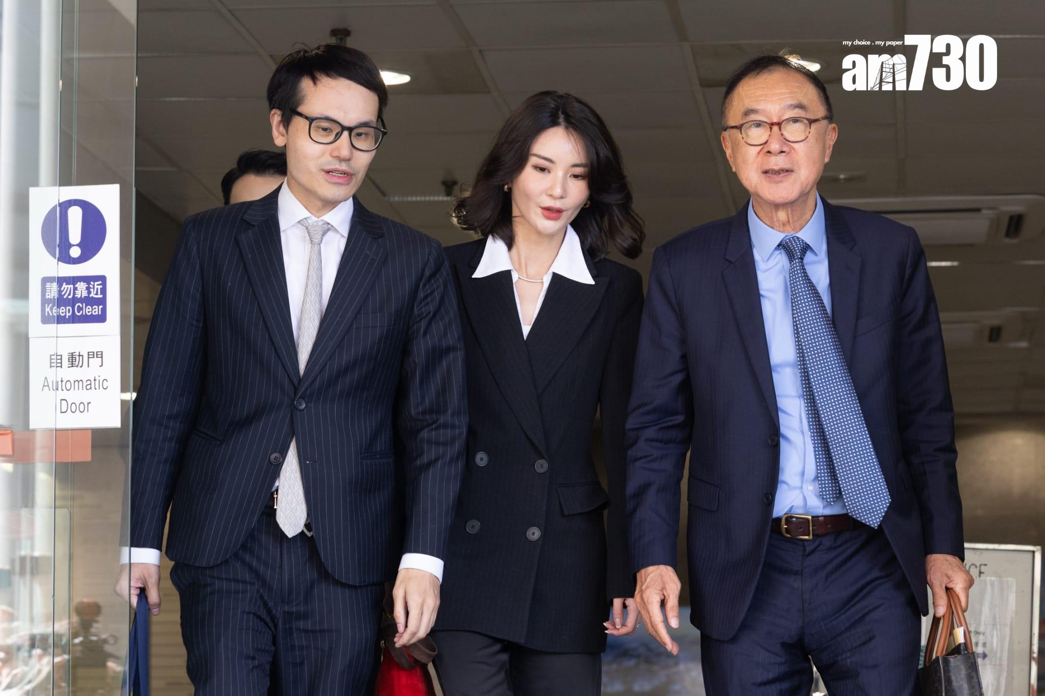 JPEX虛擬貨幣詐騙案,林作等人由警車押送至東區裁判法院,林作女友裕美離開法庭,右一為林作辯護律師清洪。(蘇文傑攝)