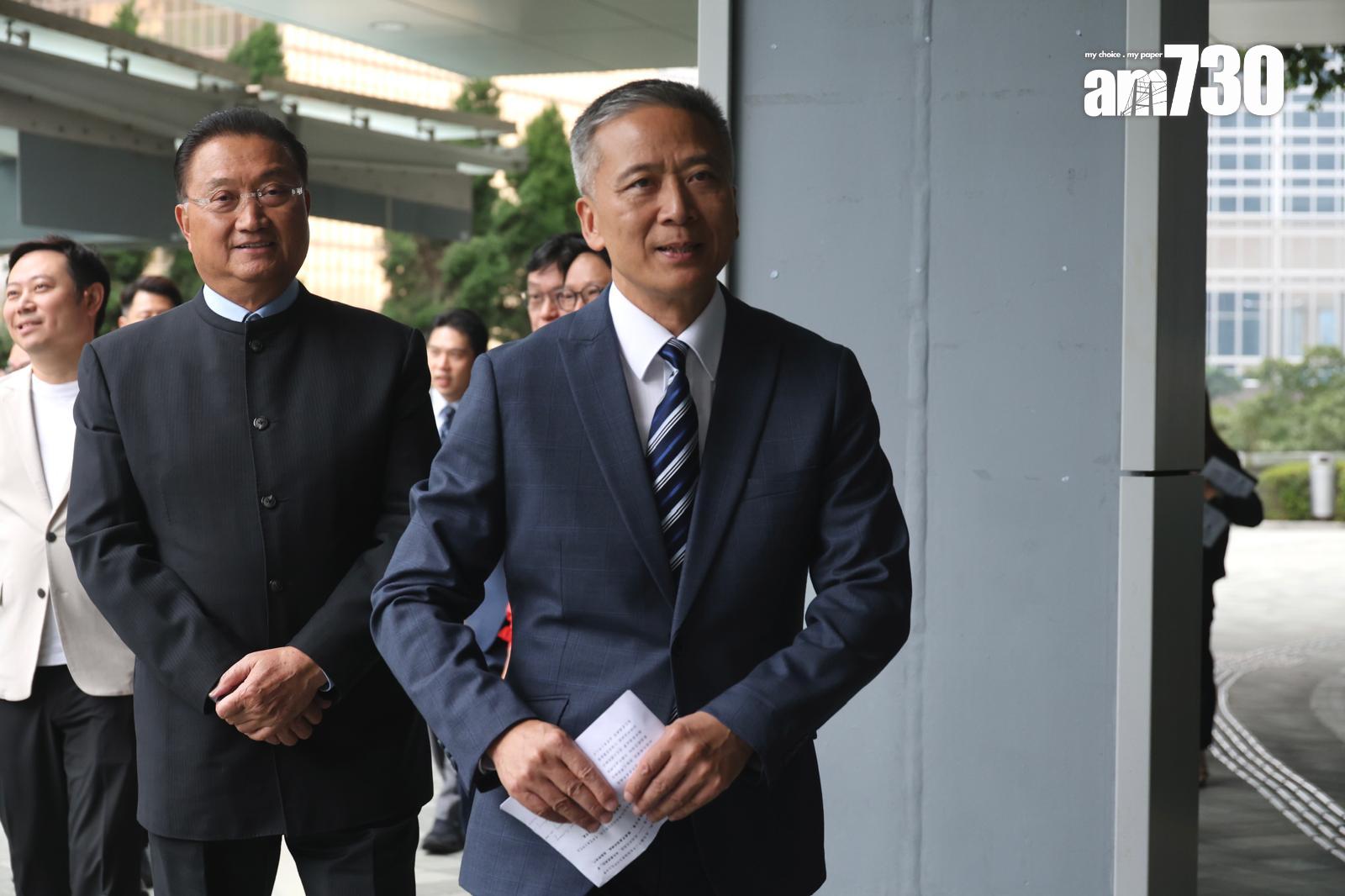 立法會選舉2025|現任旅遊界立法會議員姚柏良宣布「轉跑道」參選選委界別。(周令知攝)