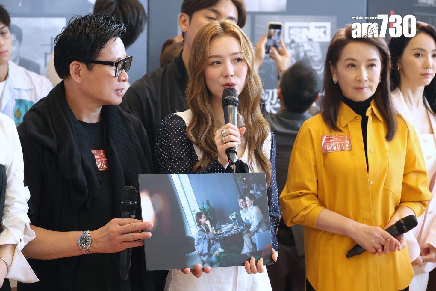 王敏奕分享拍《新聞女王²》最深劇劇照。(林俊源攝)