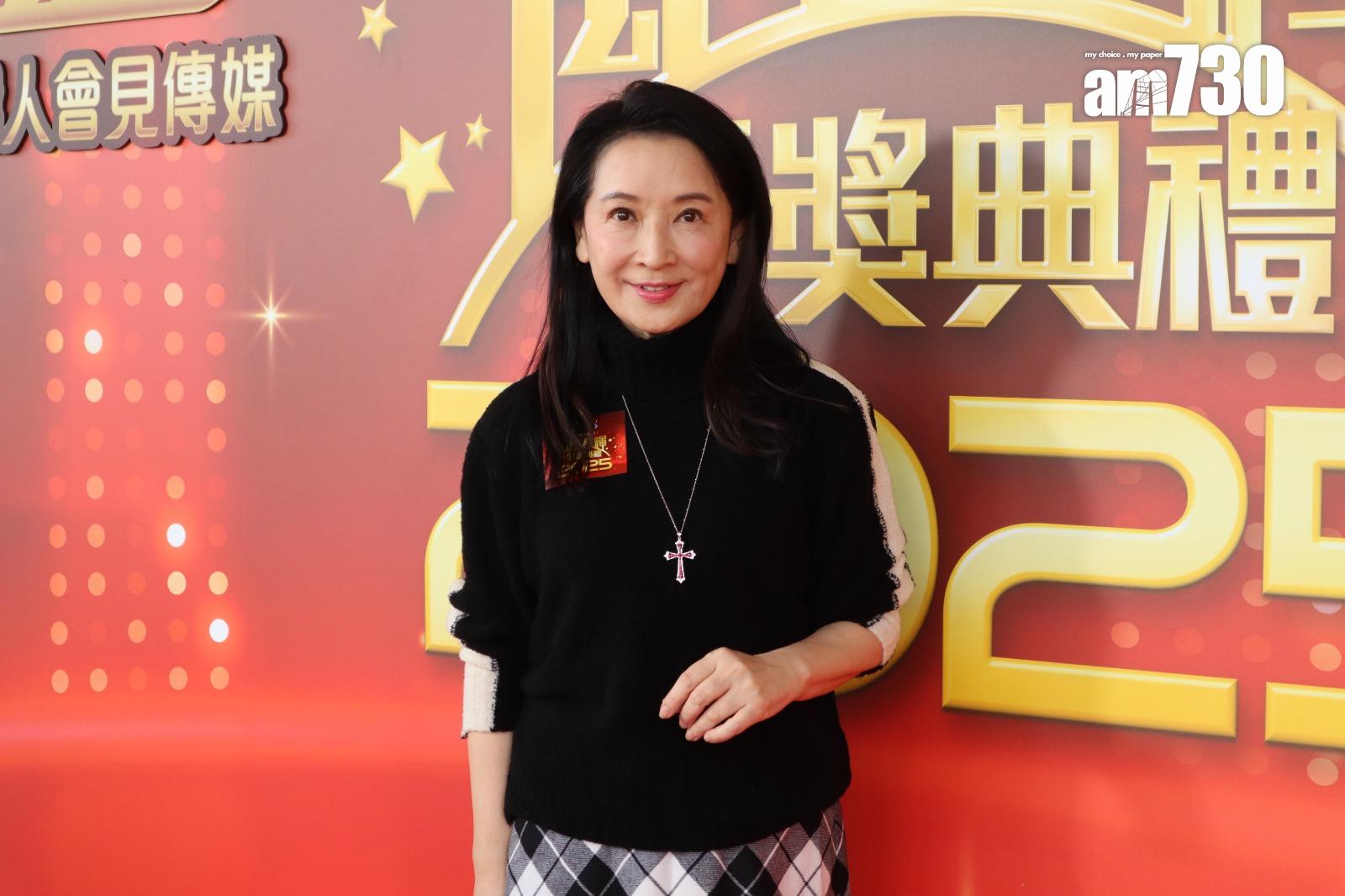 龔慈恩今日(23日)現身電視城為下月即將舉行的《萬千星輝頒獎典禮 2025》拉票。(娛樂組攝)