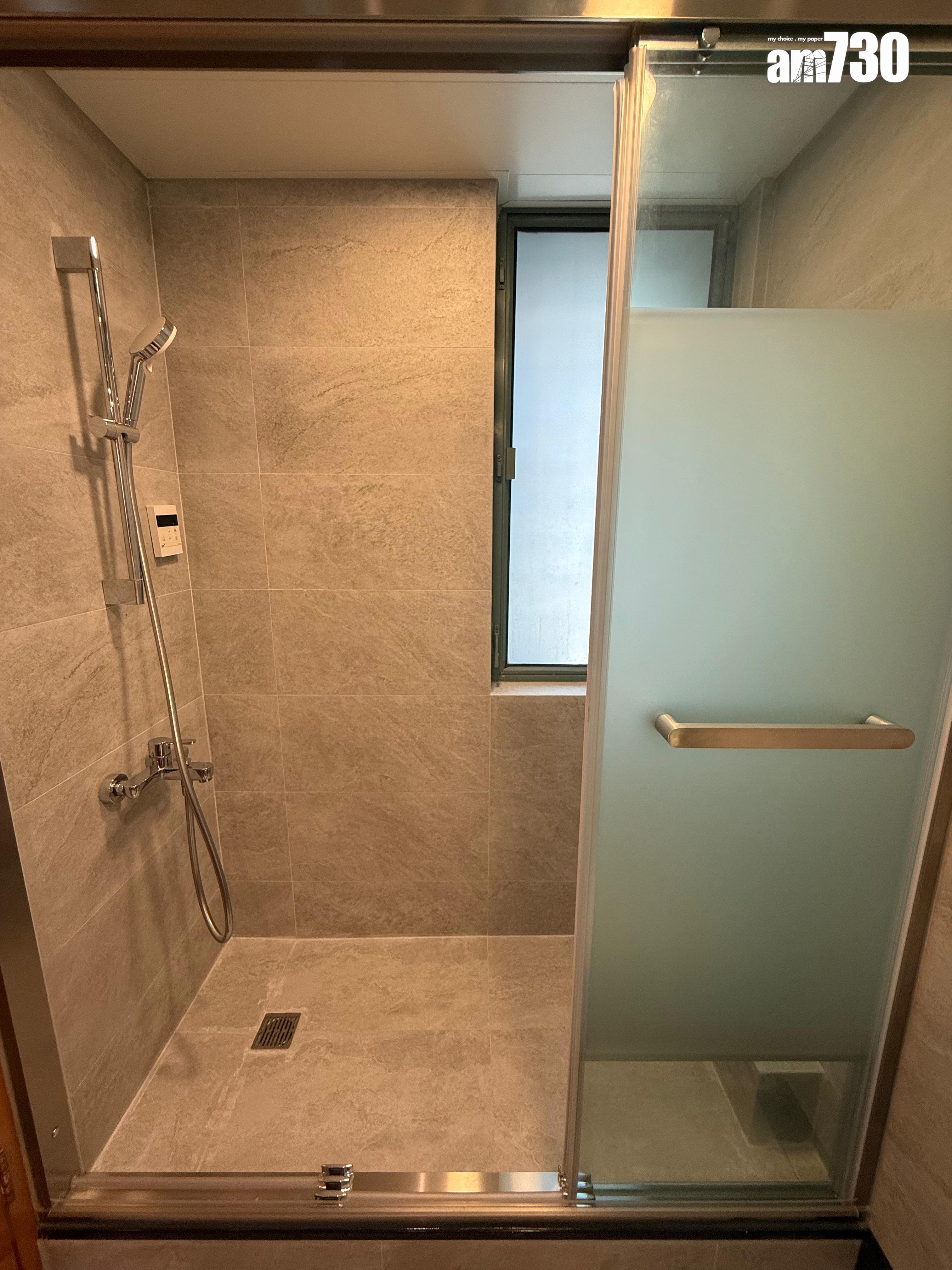 小西灣藍灣半島上月量穩價升 兩房呎價重上1.65萬高位(多圖)|二手樓成交