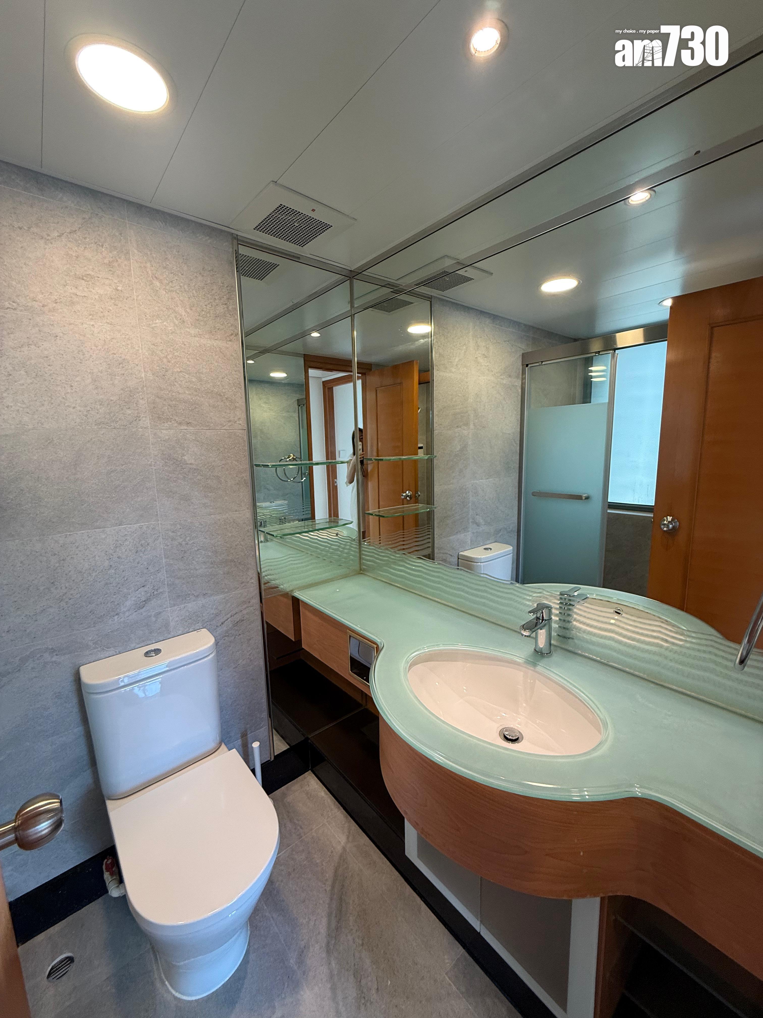 小西灣藍灣半島上月量穩價升 兩房呎價重上1.65萬高位(多圖)|二手樓成交