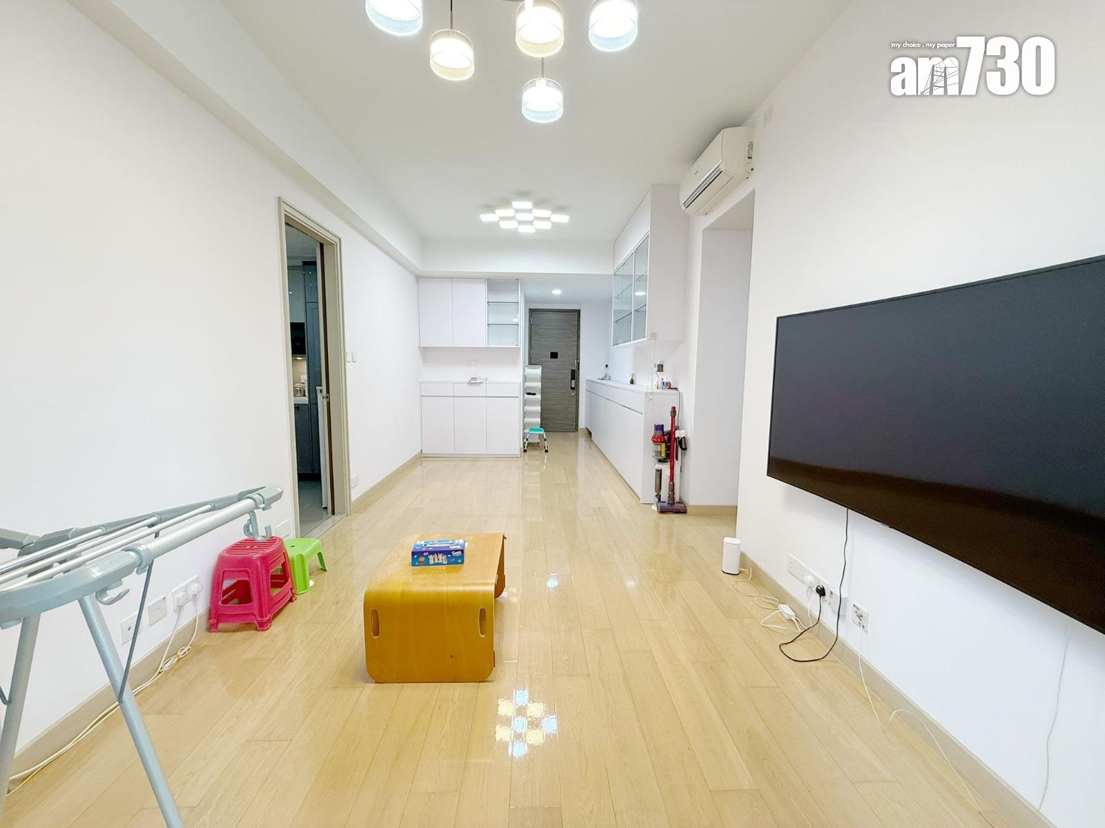 屯門NAPA三房套連車位 呎價不足9700元 原業主勁輸238萬離場(有圖)|二手樓成交