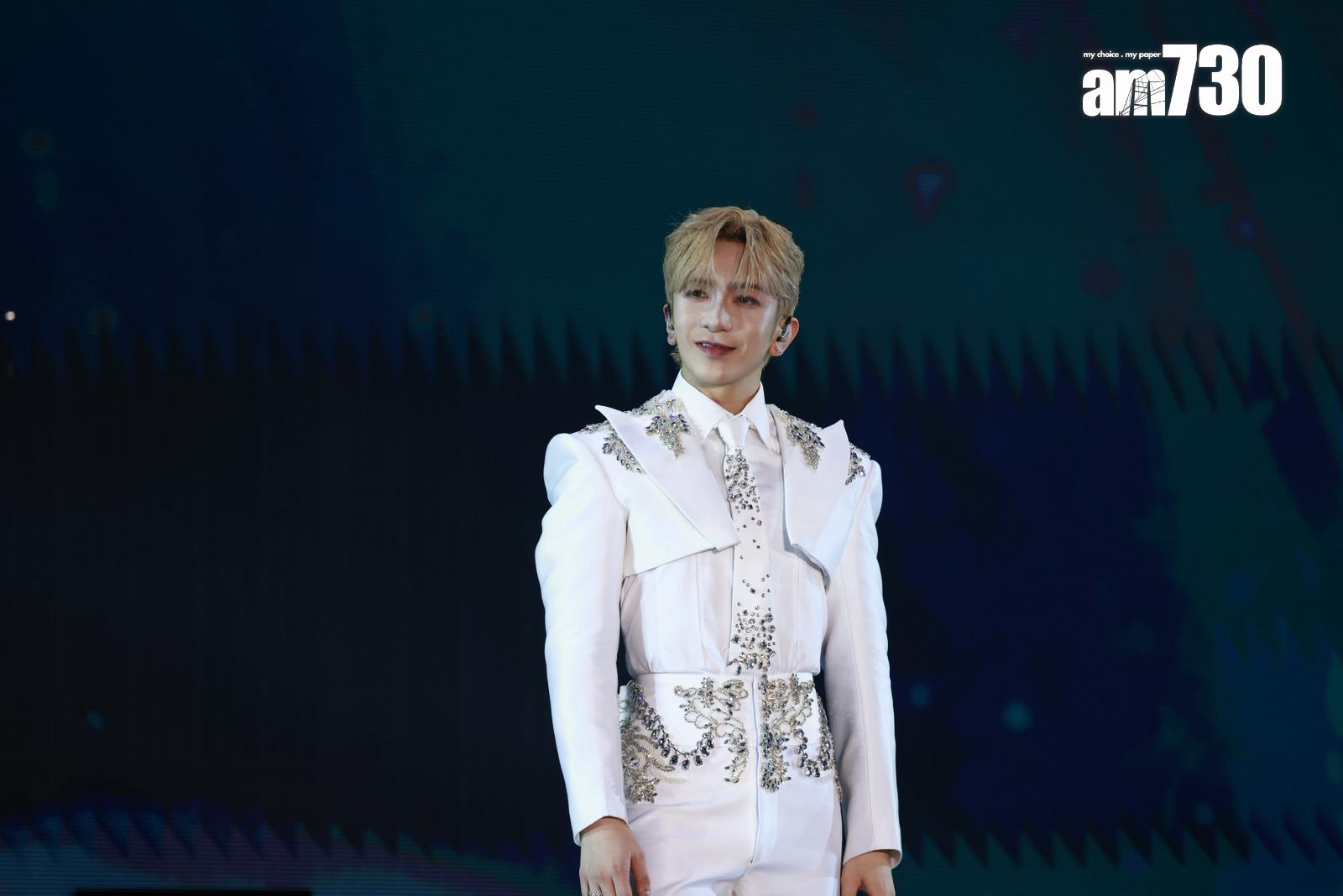 盧瀚霆在《ANSON LO "KINGDOM" LIVE 2025》,換人白馬王子look唱慢歌。(娛樂組攝)