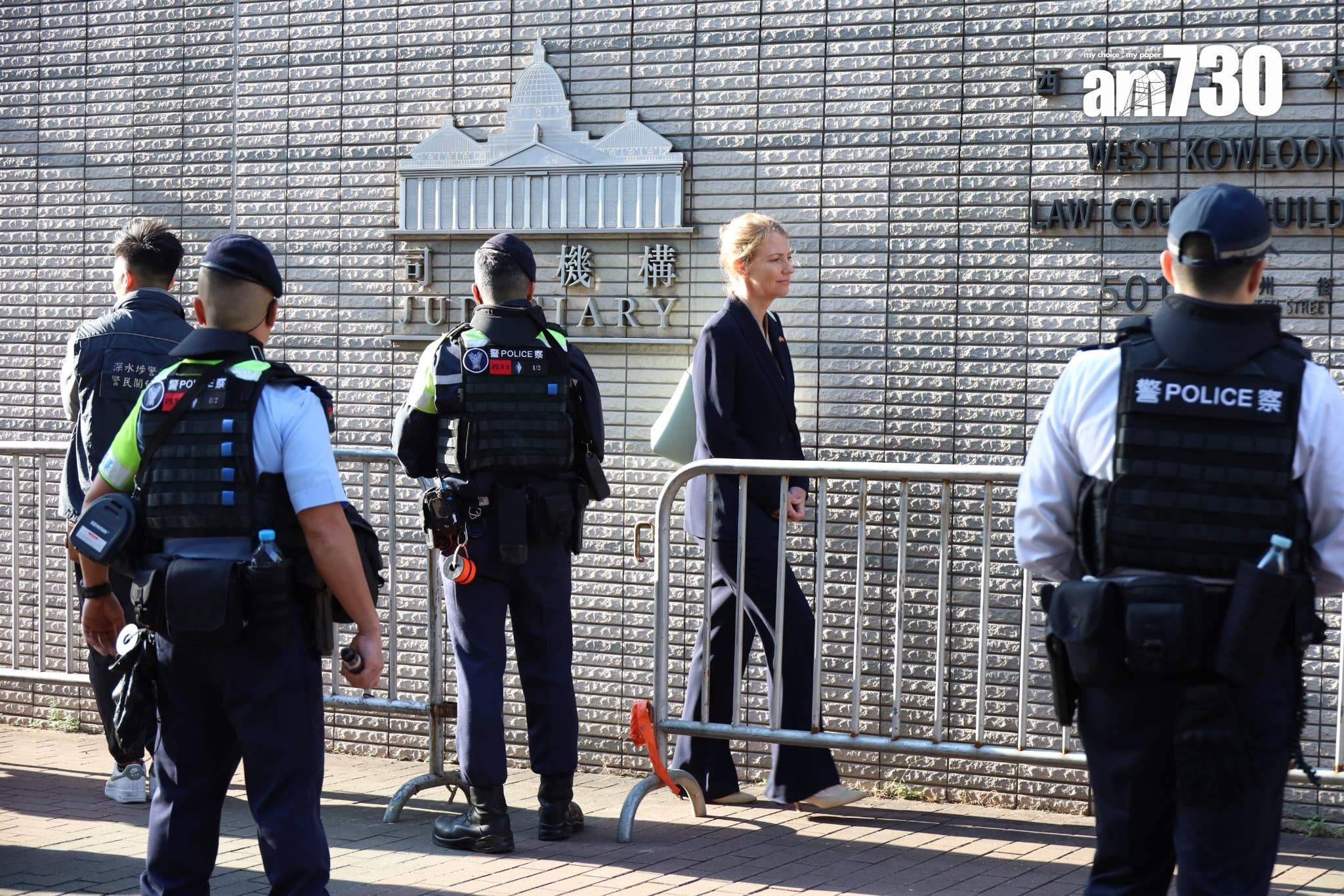 黎智英案於西九龍法院裁決,現場警力加強,多國領事旁聽。(鍾式明攝)