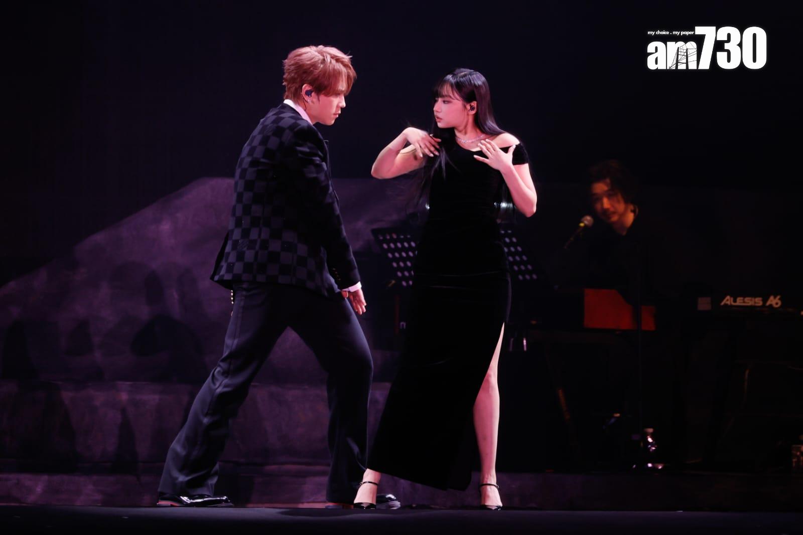 Day性感登場,與姜濤大跳辣身舞。 (蘇文傑攝)