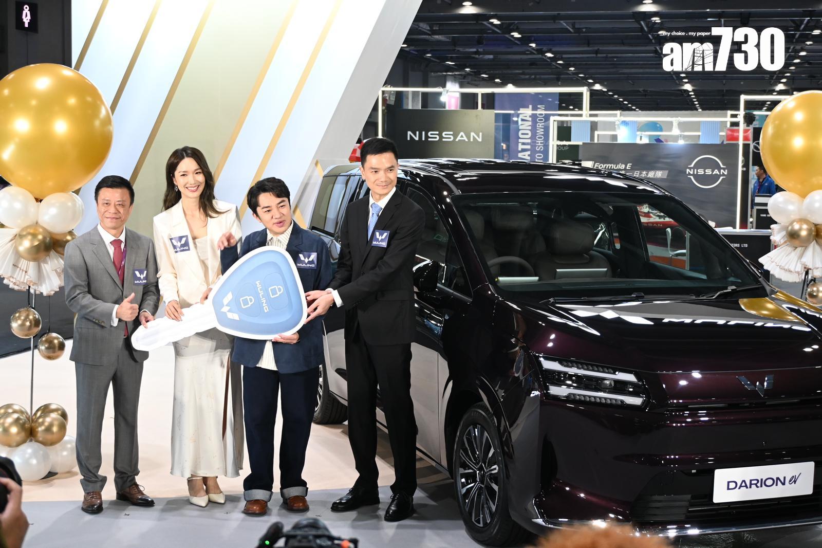 王祖藍、李亞男今日一齊出席電車品牌發布會。 (娛樂組攝)