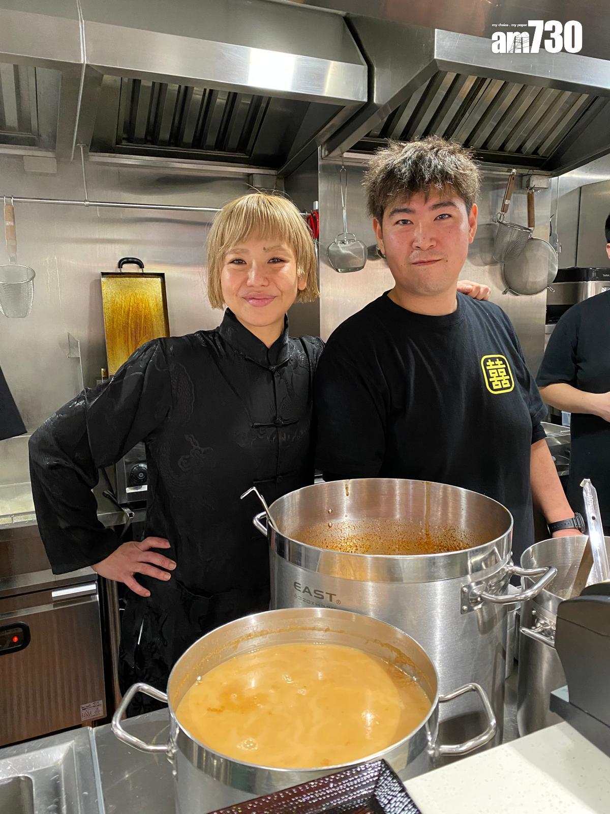 熊本店經理木村彰成(右)會駐香港分店一個月,協助創辦人松永佑佳(左)營運。