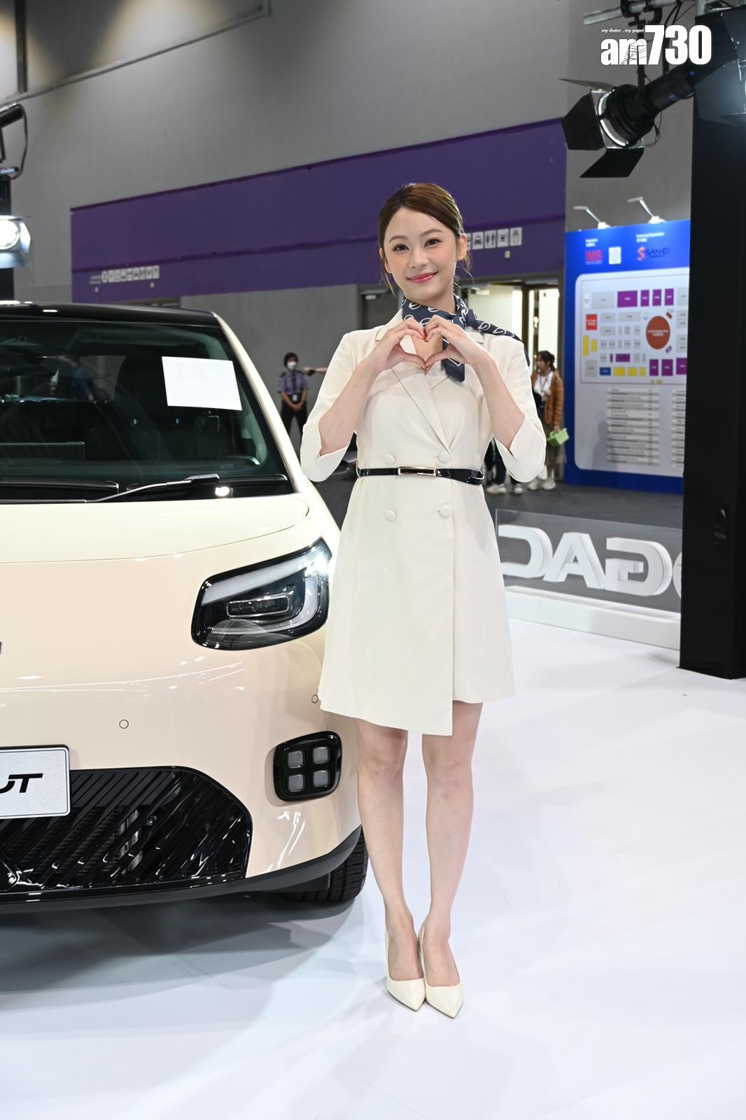 葉蒨文現時跟家人輪流用車。(娛樂組攝)