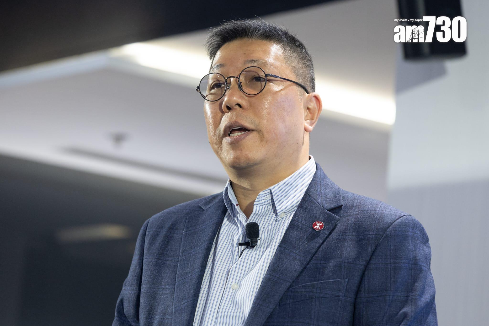 港鐵營運主管(屯馬綫、輕鐵及巴士)陳志雄。(蘇文傑攝)