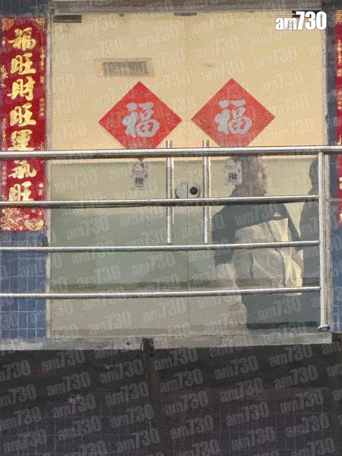 王青霞的老公陳先生是王父的得力助手,但他跟Chris收工時是分開行。(圖片提供:導遊哥哥Hugo)