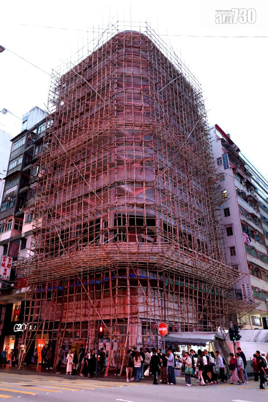 政府推出外牆棚網抽檢新制度。(林俊源攝)