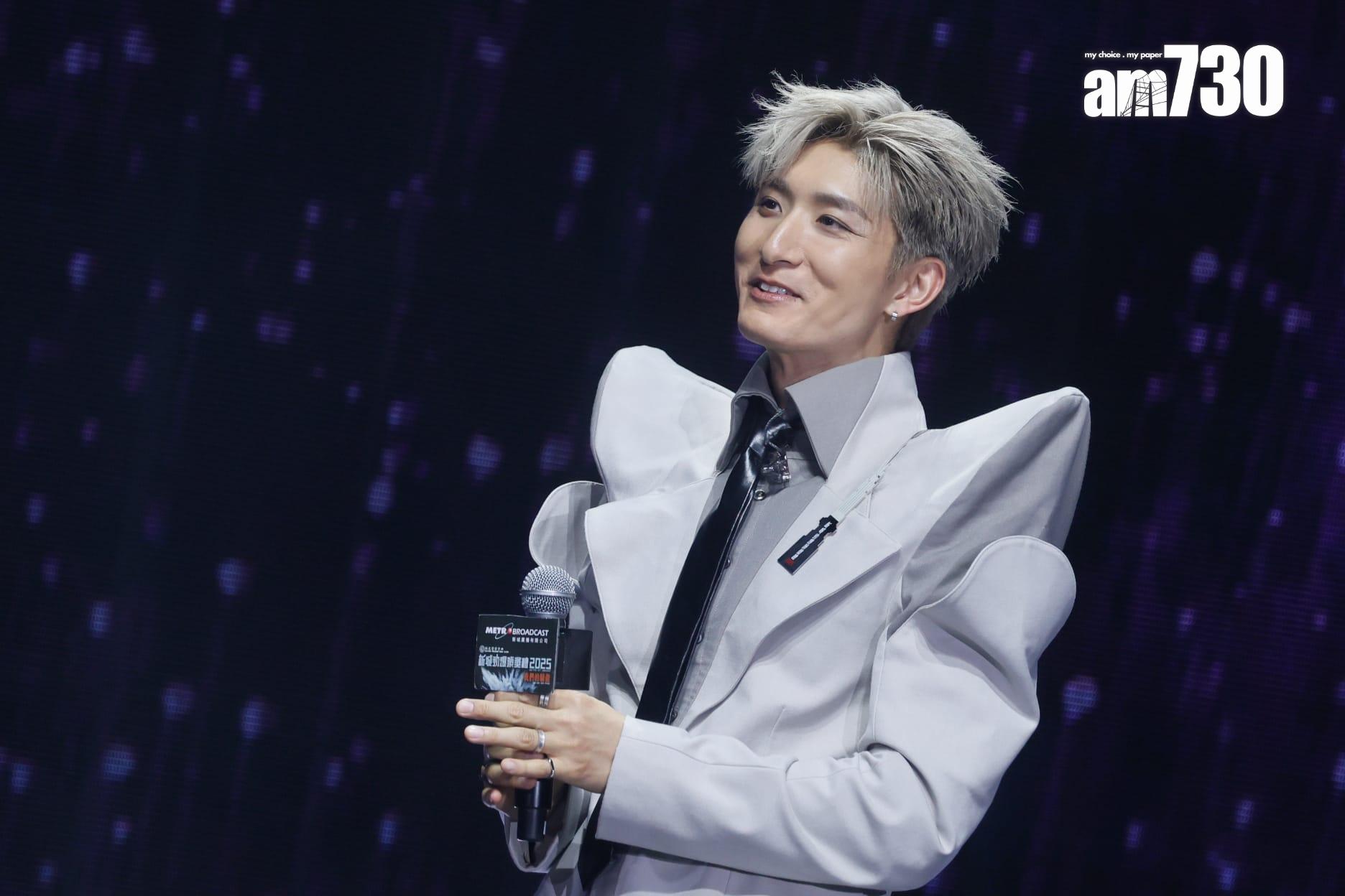 Aska張馳豪成為十大卓越歌手,更憑自己有份創作的《Catch A Feeling》勇奪勁爆播放指數歌曲。 (蘇文傑攝)