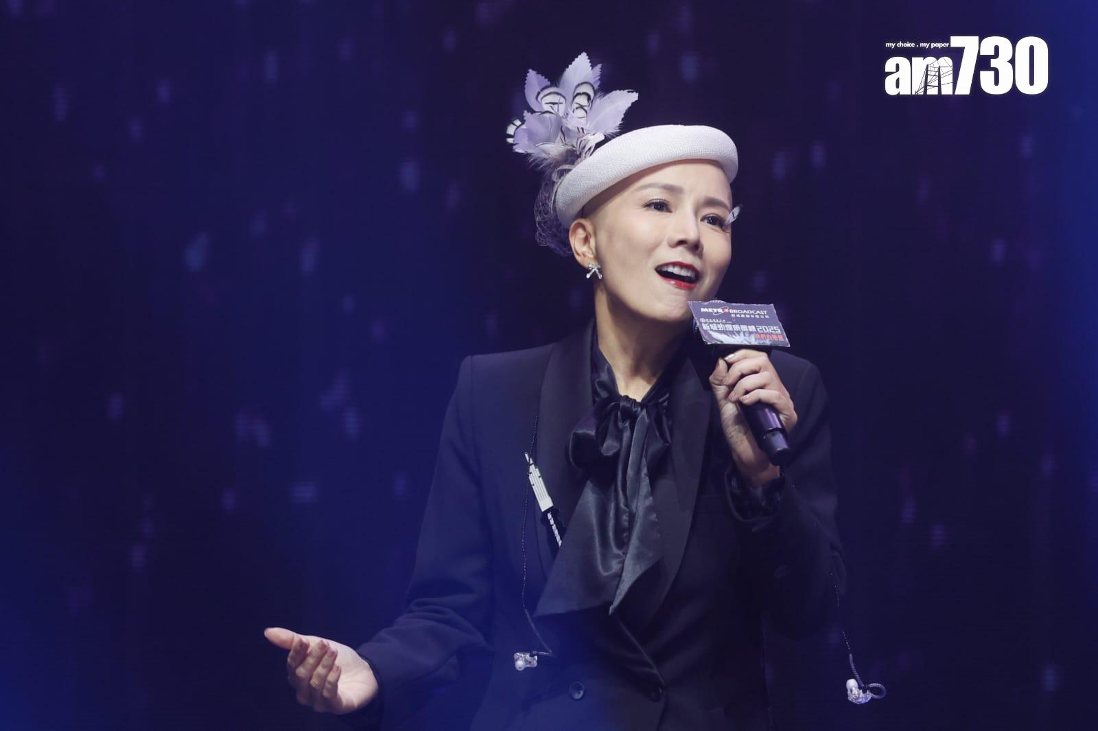 吳文忻勇奪勁爆我撐新人。 (蘇文傑攝)