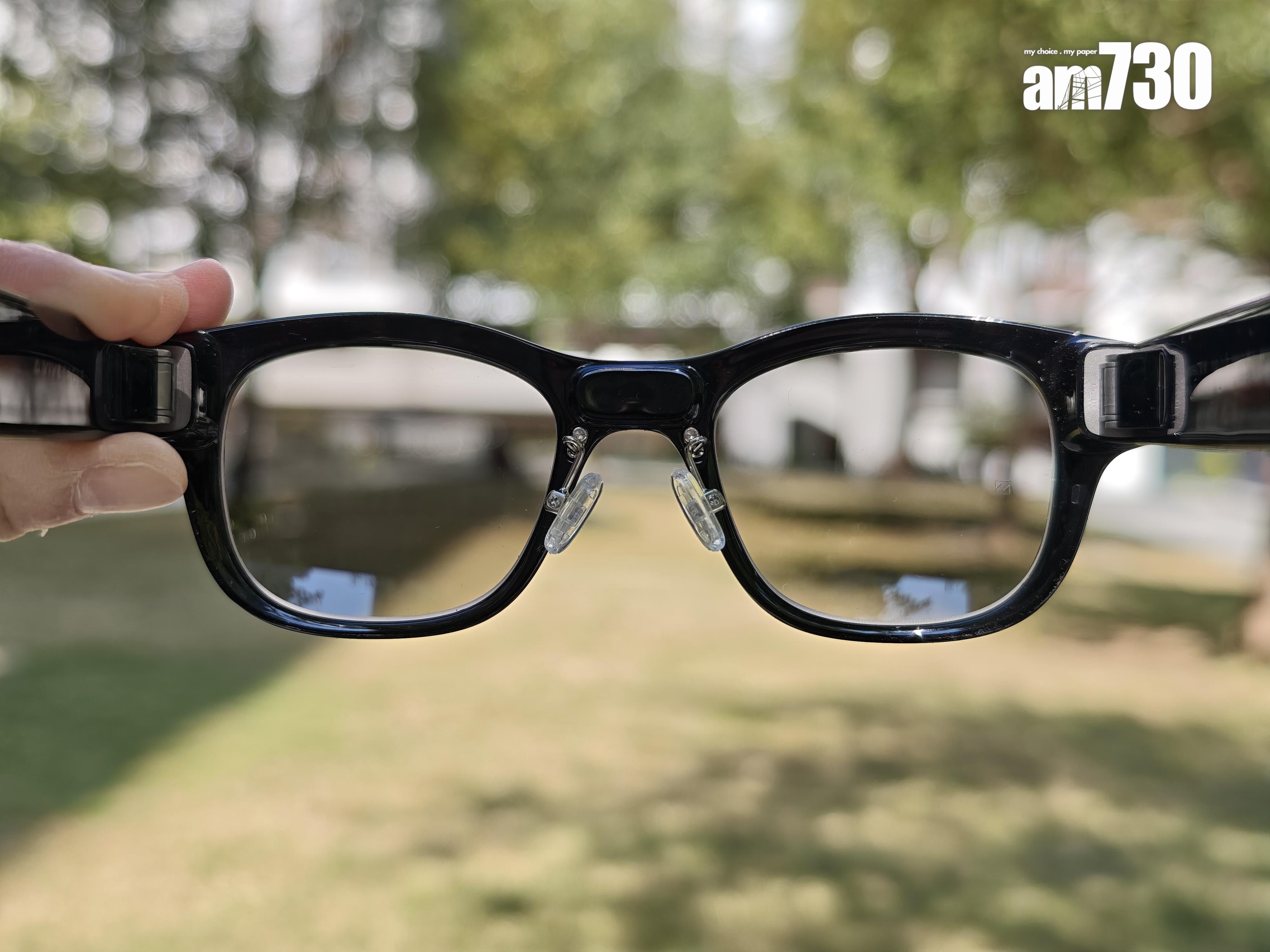 HTC Vive Eagle鏡片不算太深色。