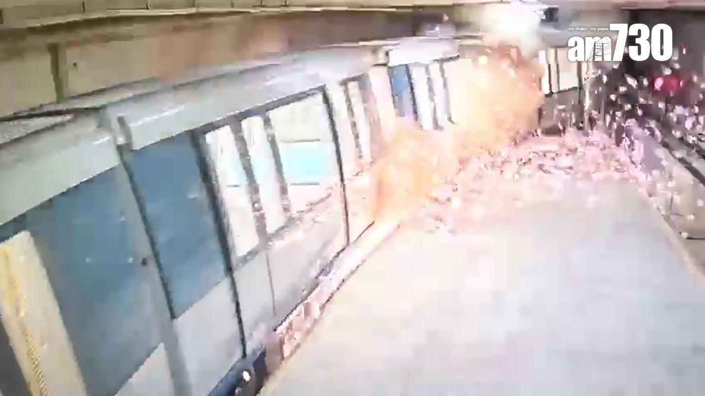香港國際機場旅客捷運系統有列車轉彎期間爆出火光,歷時近3秒。(消息人士影片截圖)