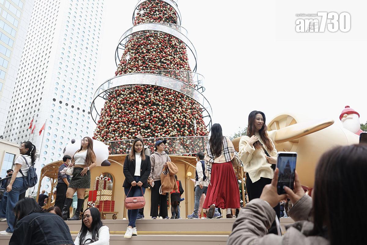 聖誕節12月25日至27日3日假期,每日訪港旅客人數都打破疫情以來紀錄。(資料圖片/周令知攝)