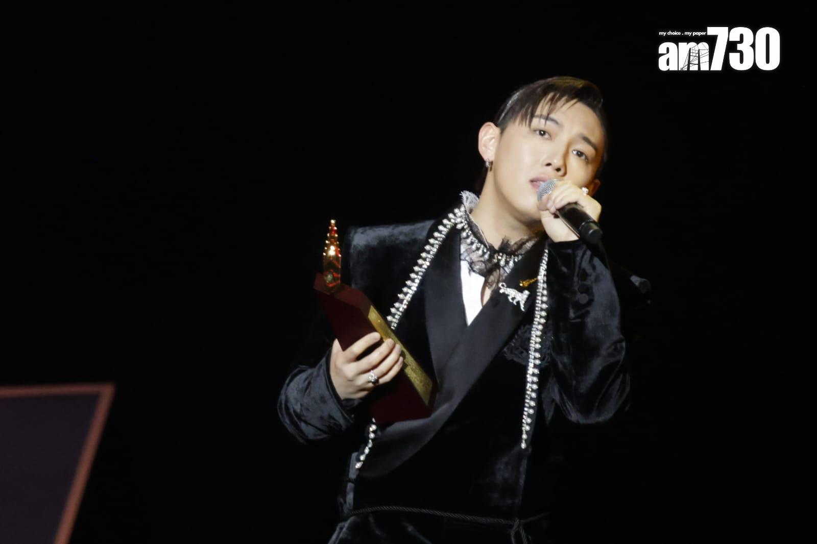 MC憑《Sweet & Sour》奪「叱咤樂壇至尊唱片大獎」。(吳康琦攝)