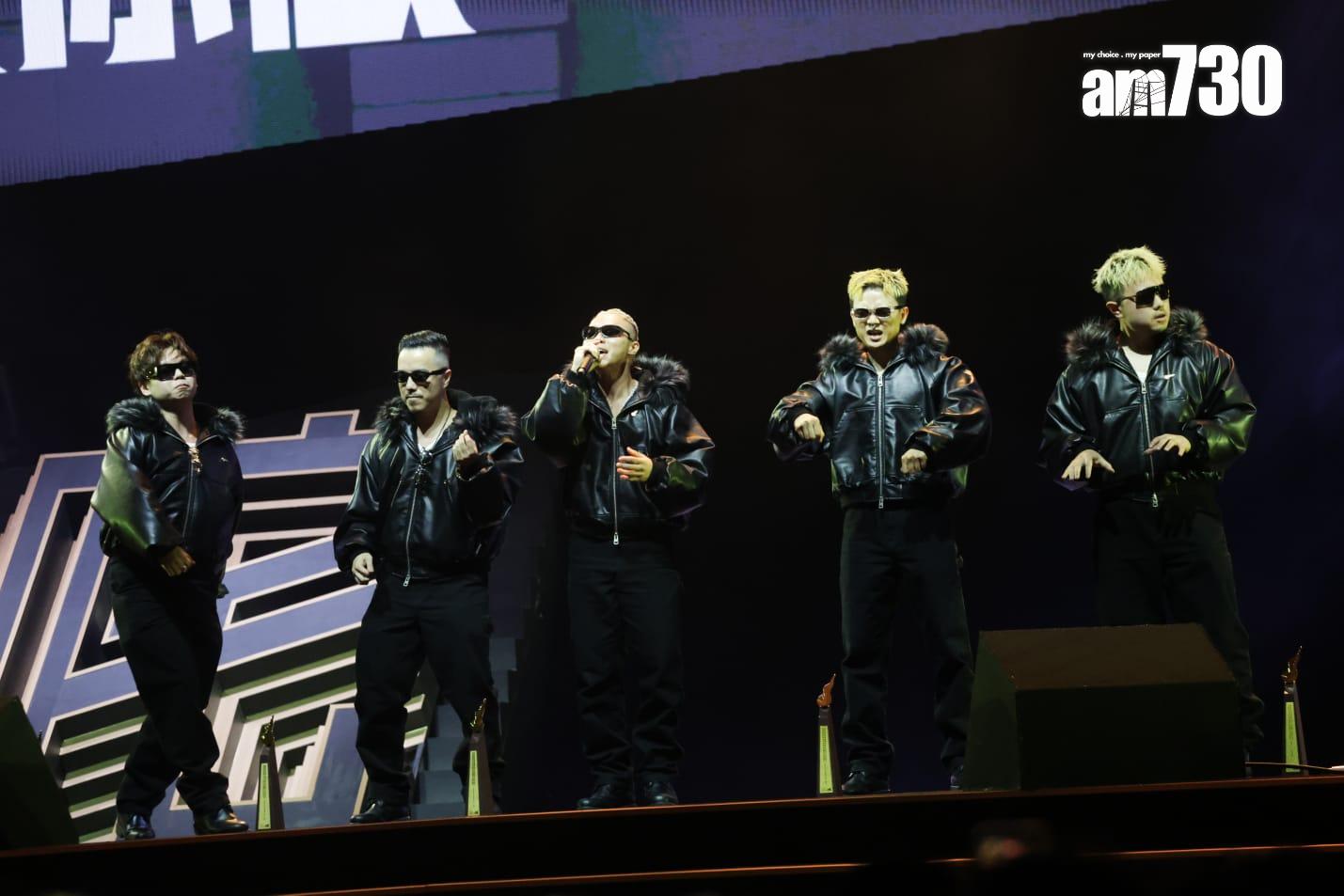 湯令山憑《用背脊唱情歌》首奪至尊歌曲。 (吳康琦攝)