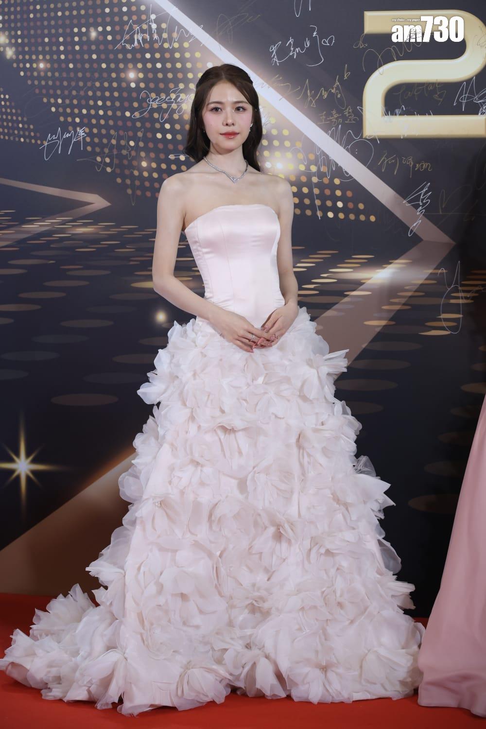 《萬千星輝頒獎禮2025》紅地毯。(林俊源攝)