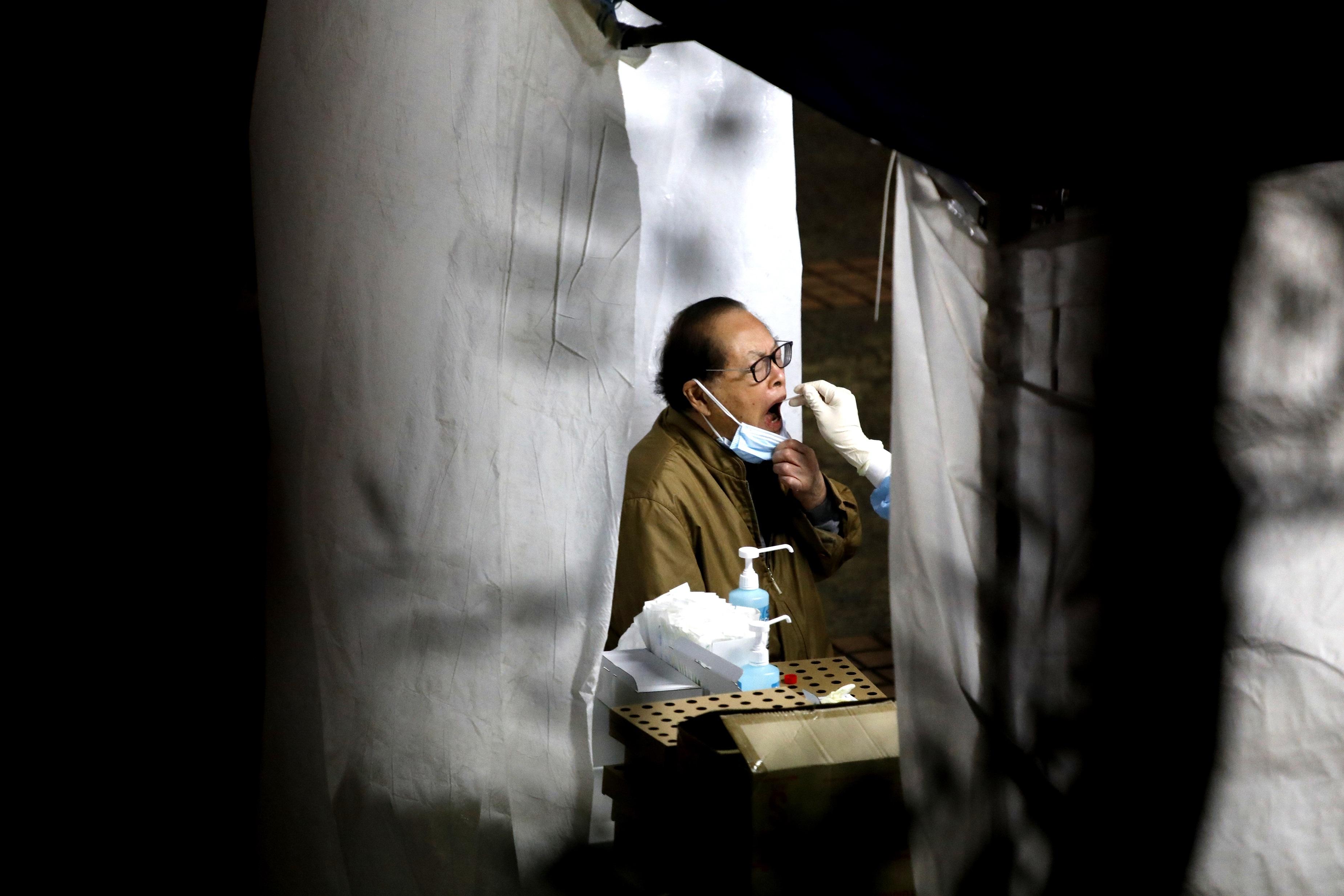 相關人士需要接受強制檢測。(資料圖片／林俊源攝)