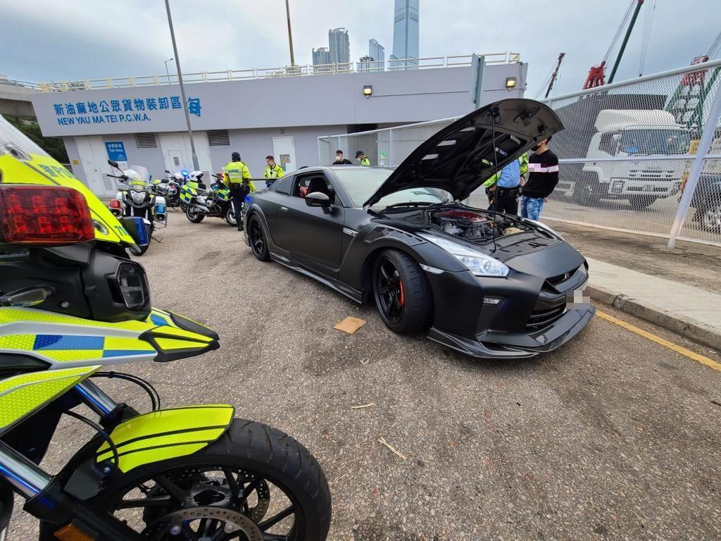 西九龍總區打擊超速酒駕非法賽車 拘5司機扣25輛改裝車