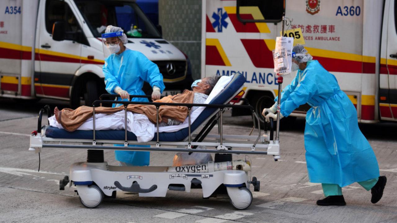 香港疫情比外地嚴峻的原因