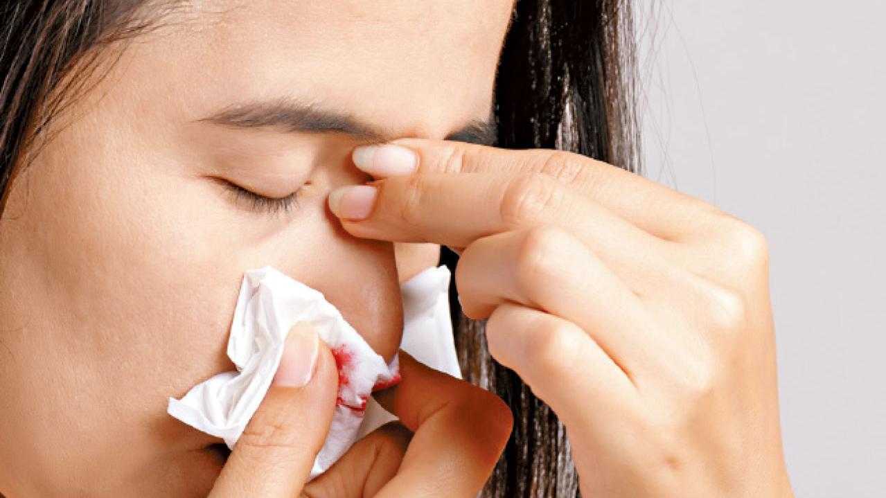 掌握正確的止鼻血方法