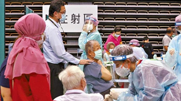 支援長者接種疫苗