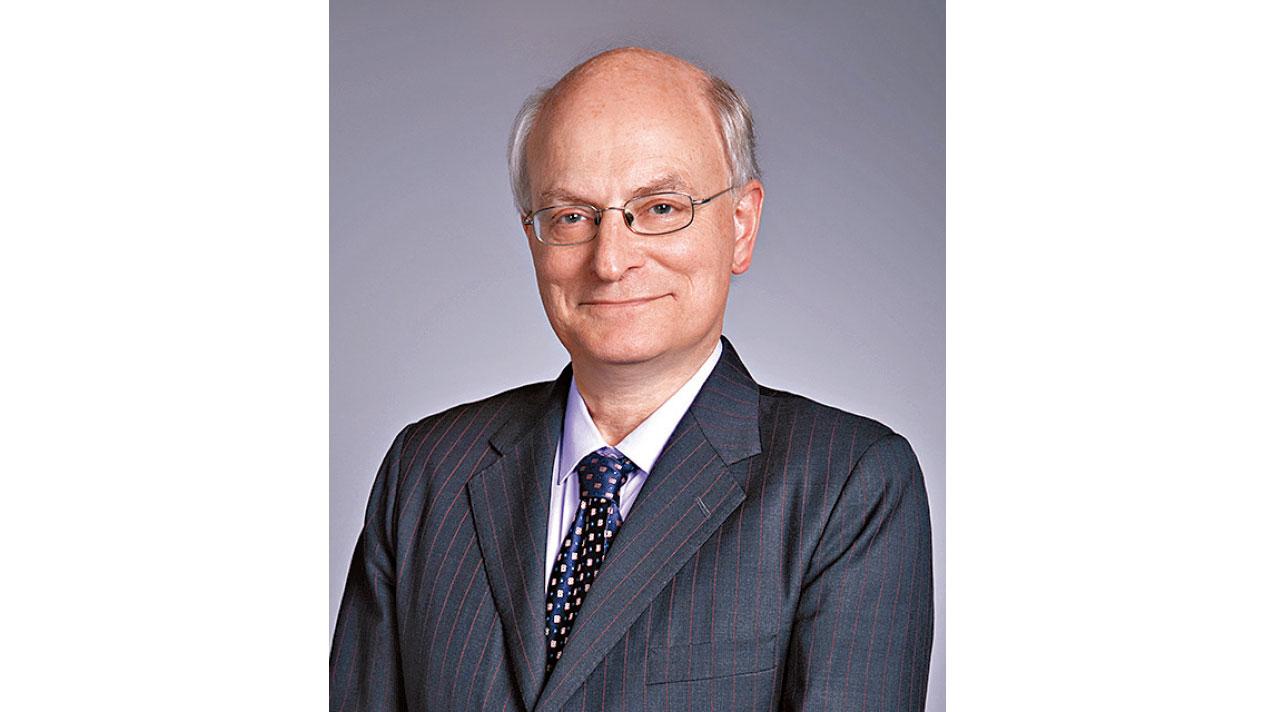 前日到警總 夏博義即晚離港赴英