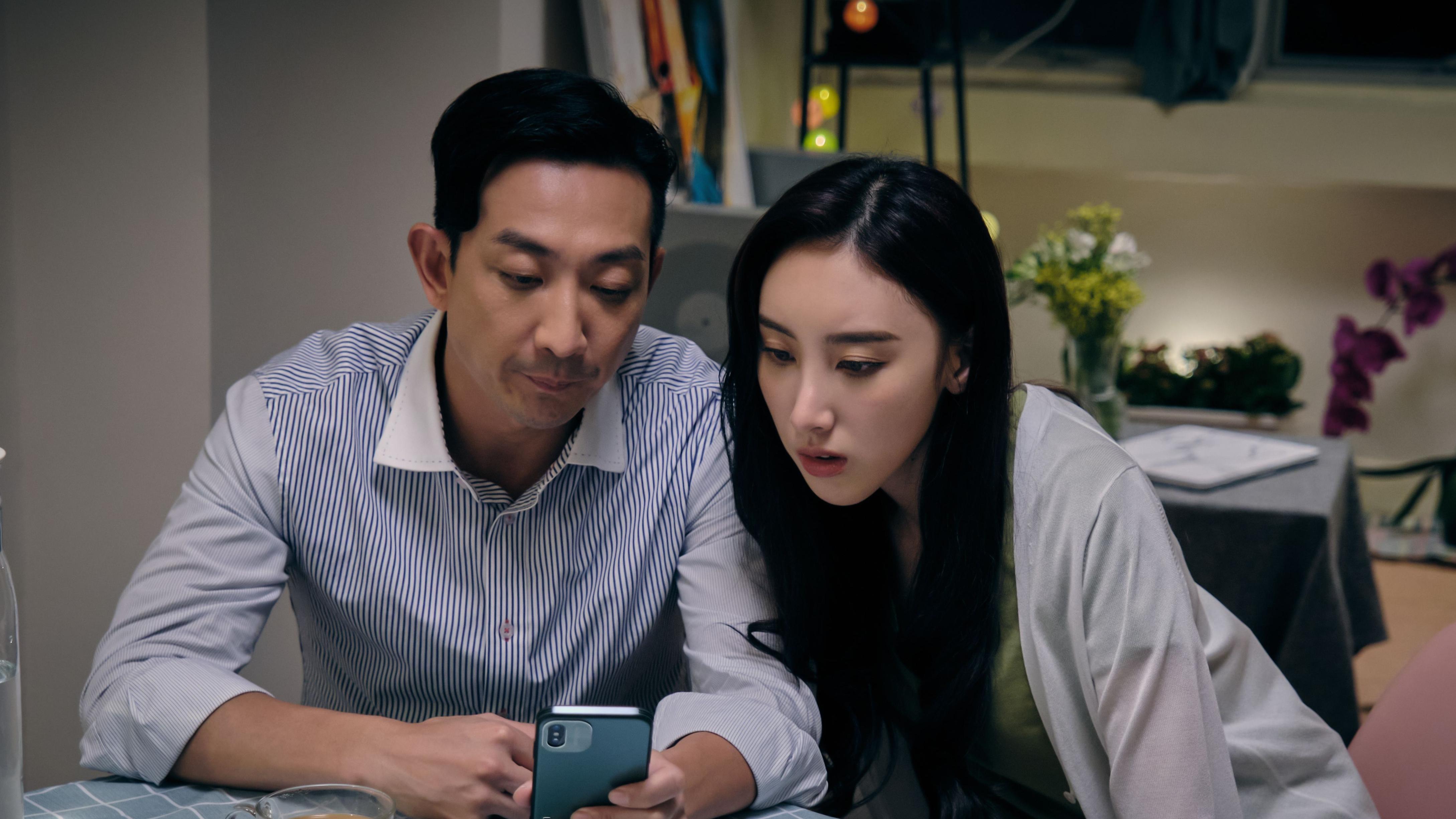 許靖韻首演人妻 夥李燦琛拍劇即上床