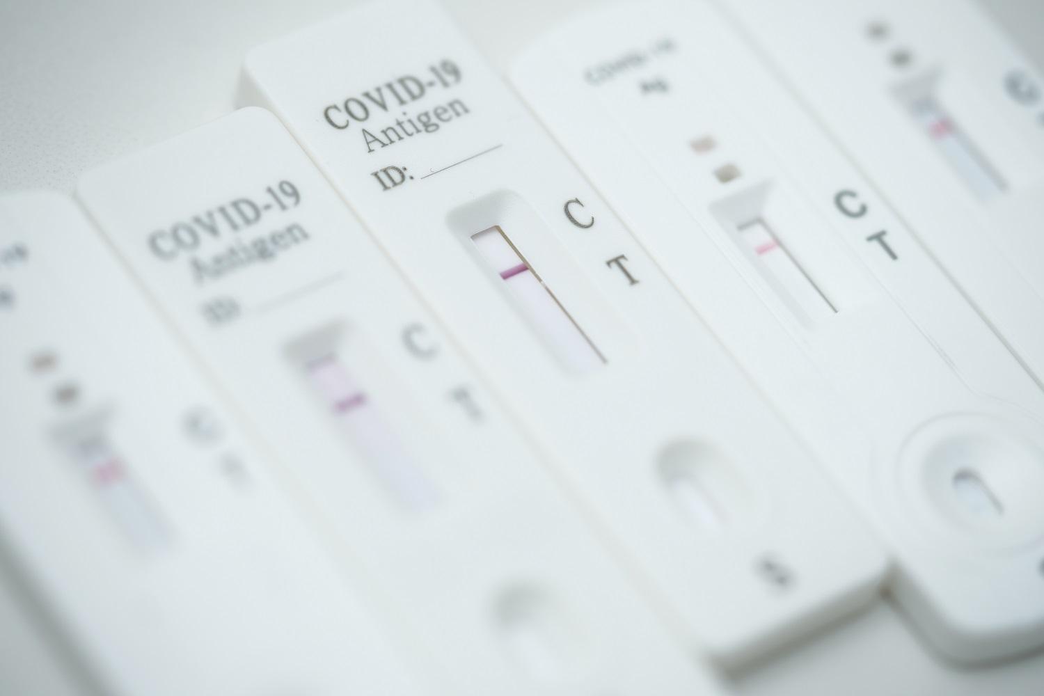 特區政府對快測劑的曖昧態度