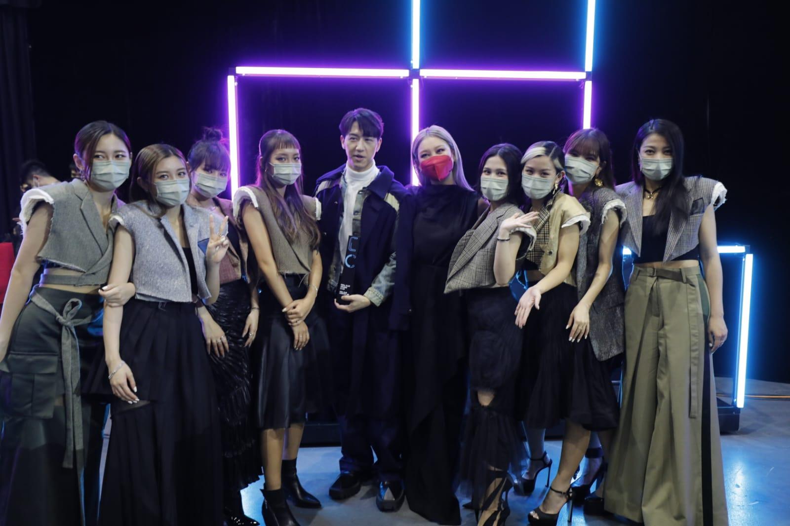 COLLAR頒獎禮密密集郵 期待明年上台演出