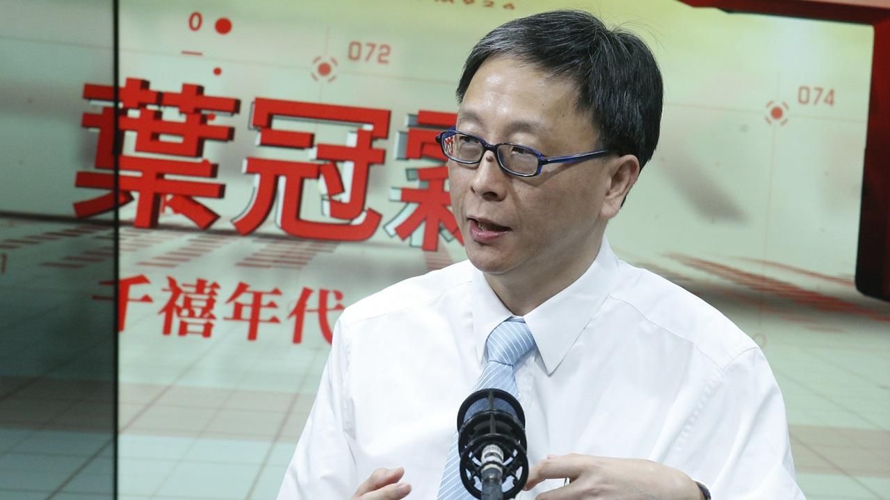 疫情｜變種病毒個案料走入社區　何栢良：有足夠能力防重症