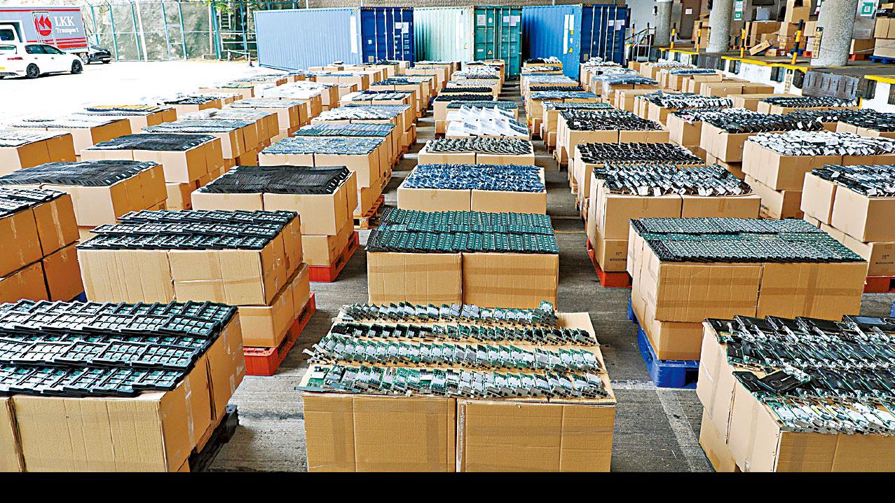 最貴30萬元黑膠機 涉17萬稅 海關破內河船走私案檢1.6億貨