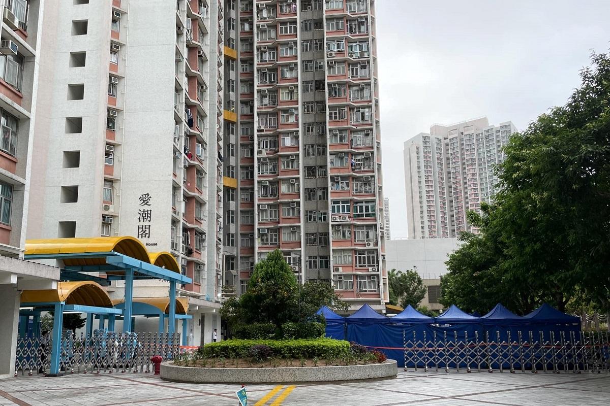 當局圍封天愛苑愛潮閣，要求範圍內居民強制檢測。(網民Bella Lam@fb群組「天愛苑住戶權益」)