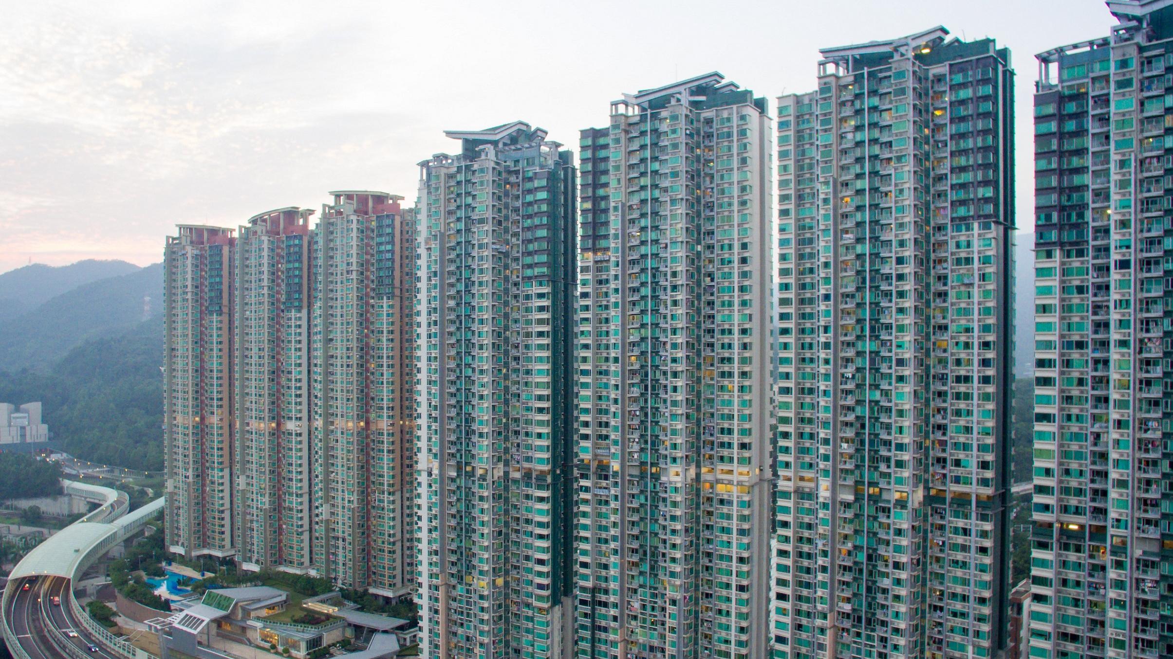 行業前景｜券商對本港地產股前景正面 看好住宅發展商